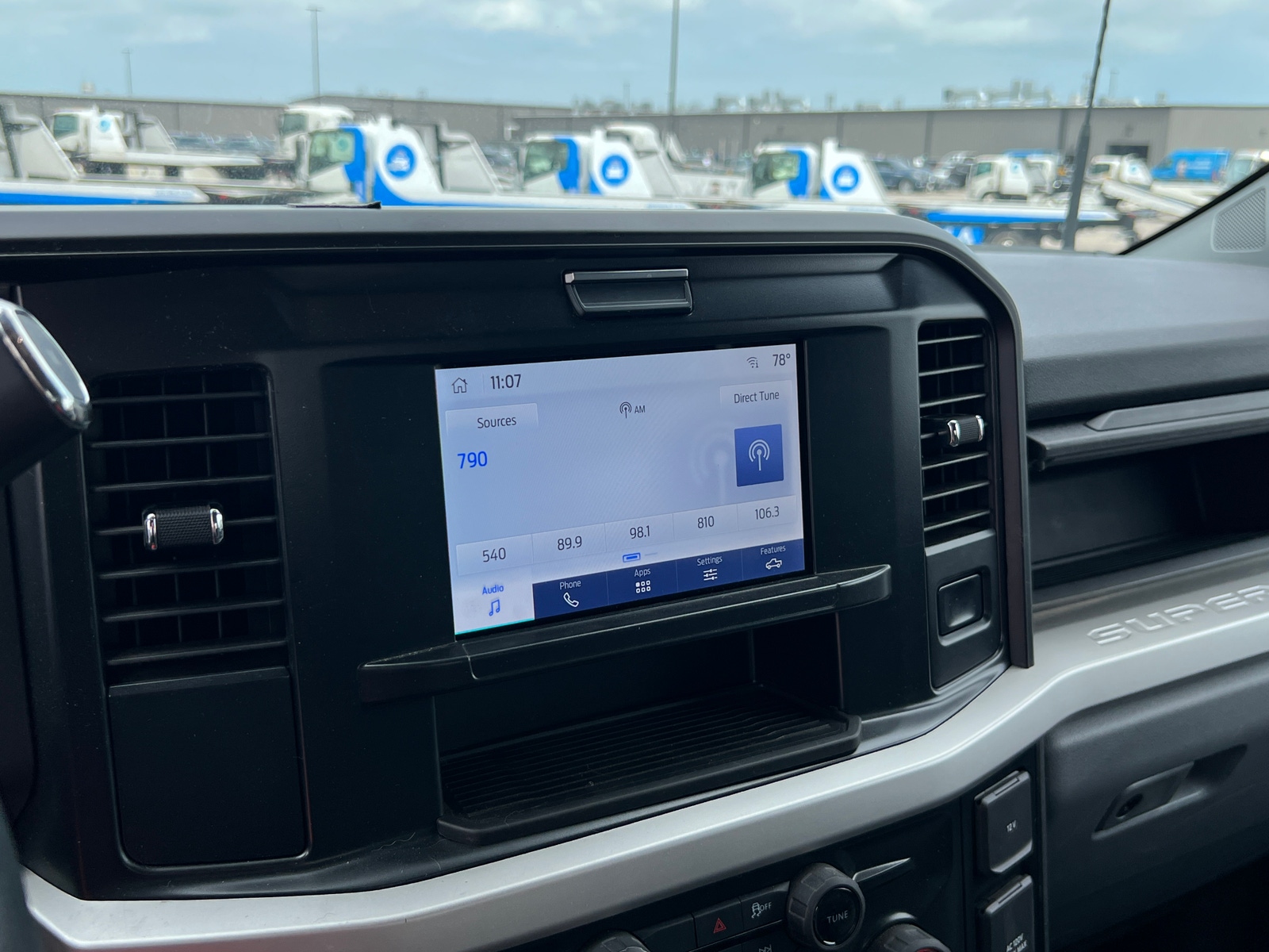 Thumbnail: 2025 Ford Econoline - 4