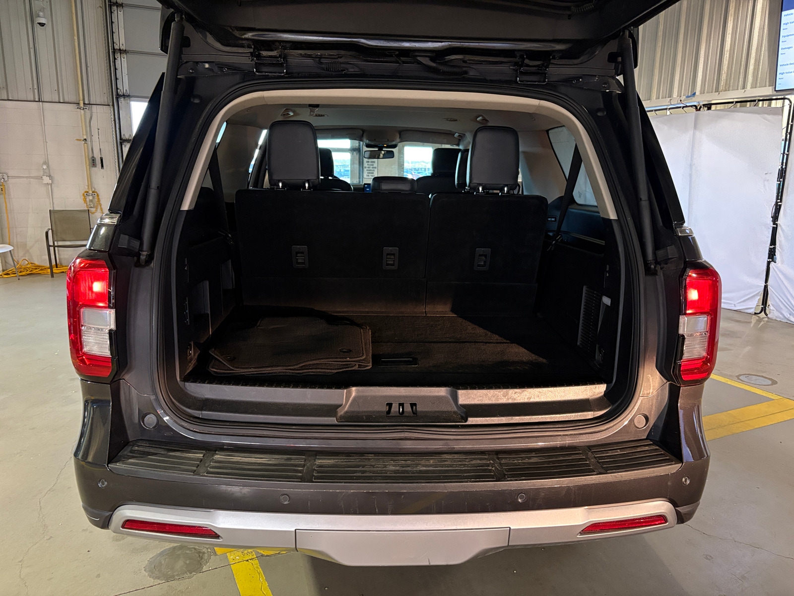 Thumbnail: 2024 Ford Expedition MAX - 7