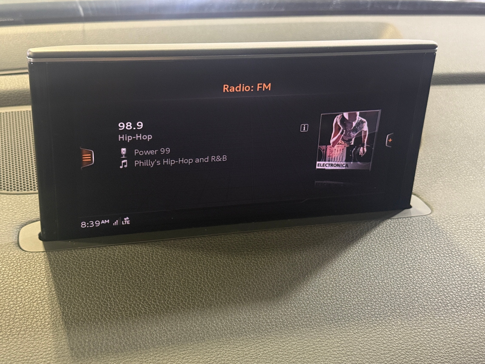 Thumbnail: 2019 Audi Q7 - 3