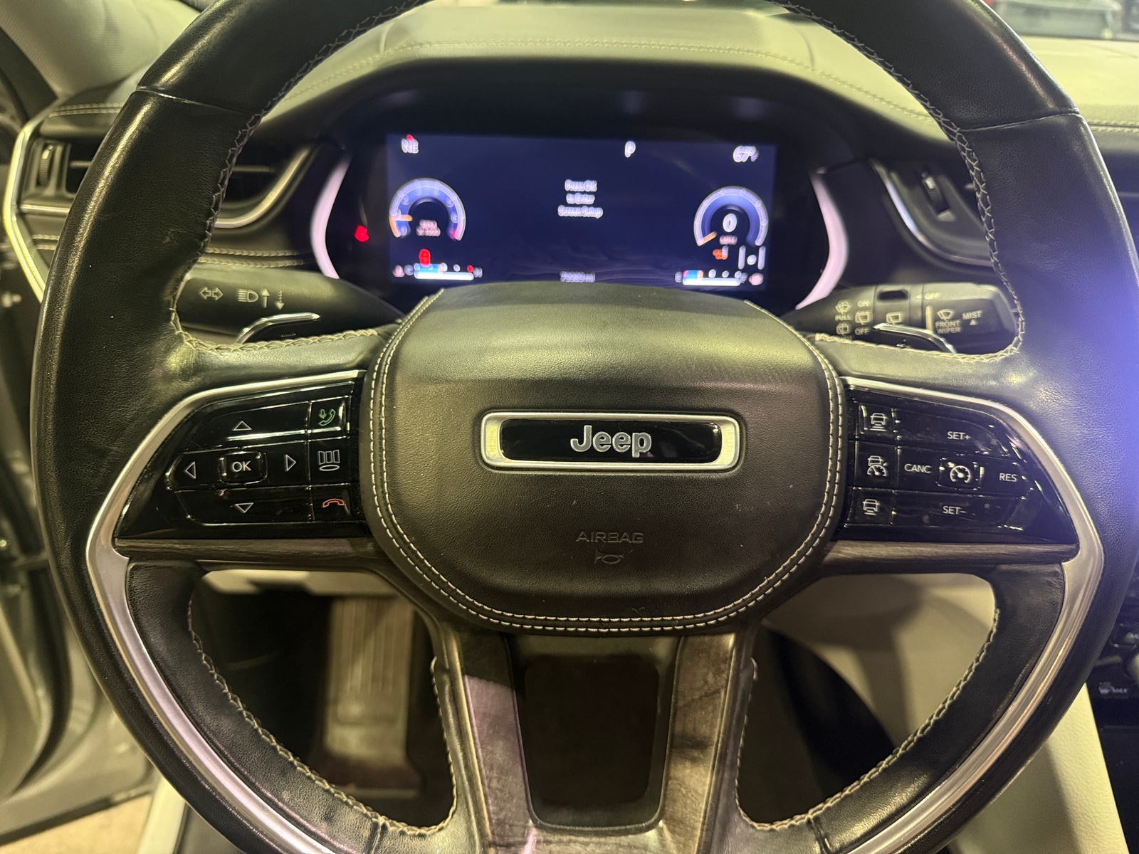 Thumbnail: 2021 Jeep Grand Cherokee L - 4