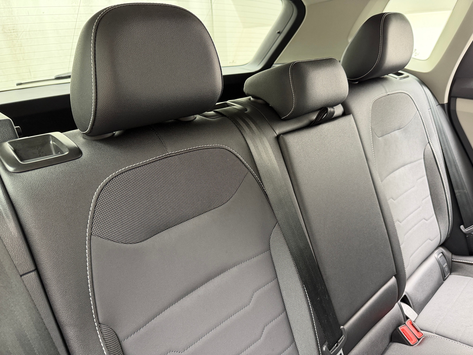 Thumbnail: 2025 Volkswagen Taos - 5