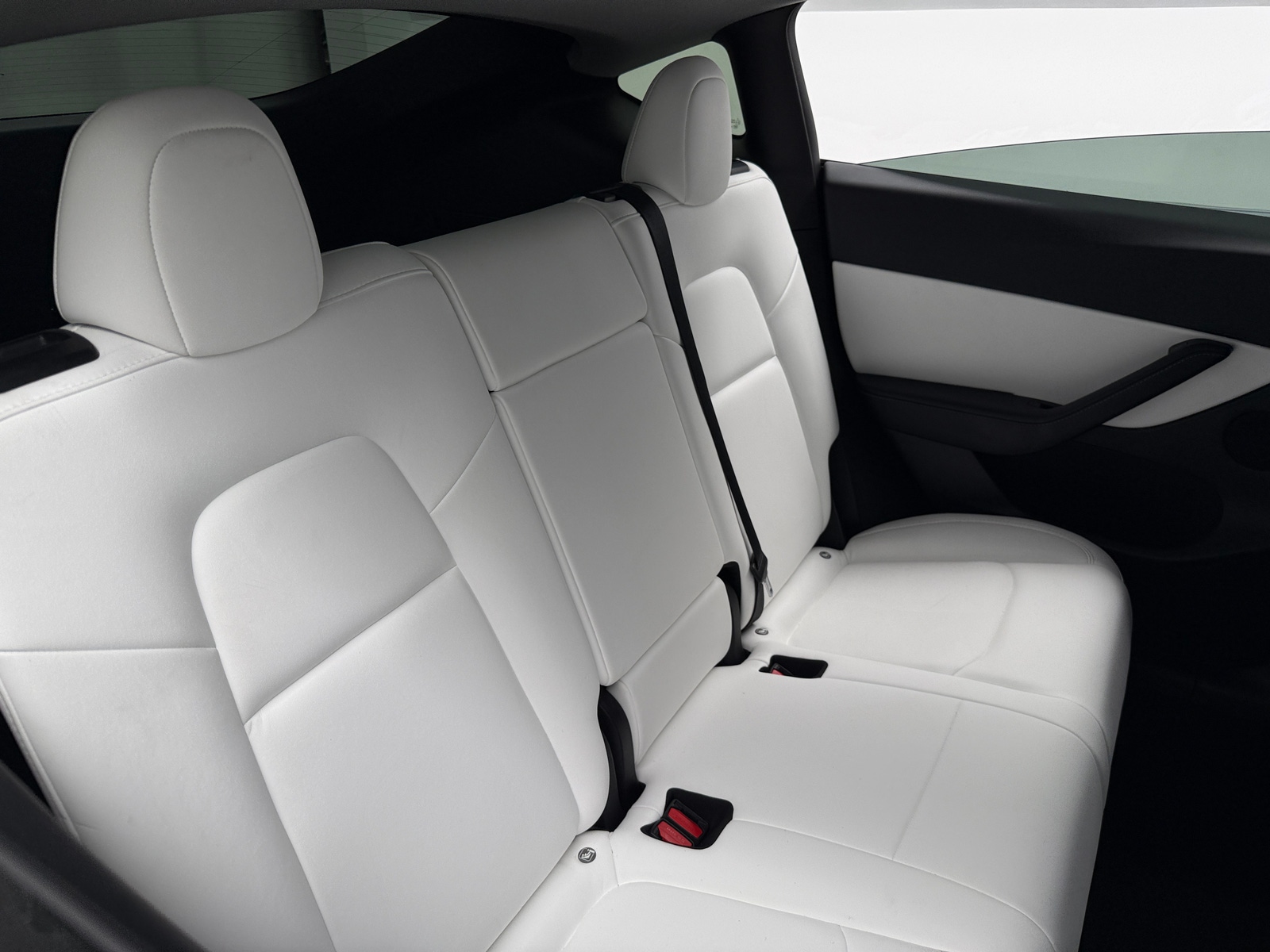 Thumbnail: 2022 Tesla Model Y - 5