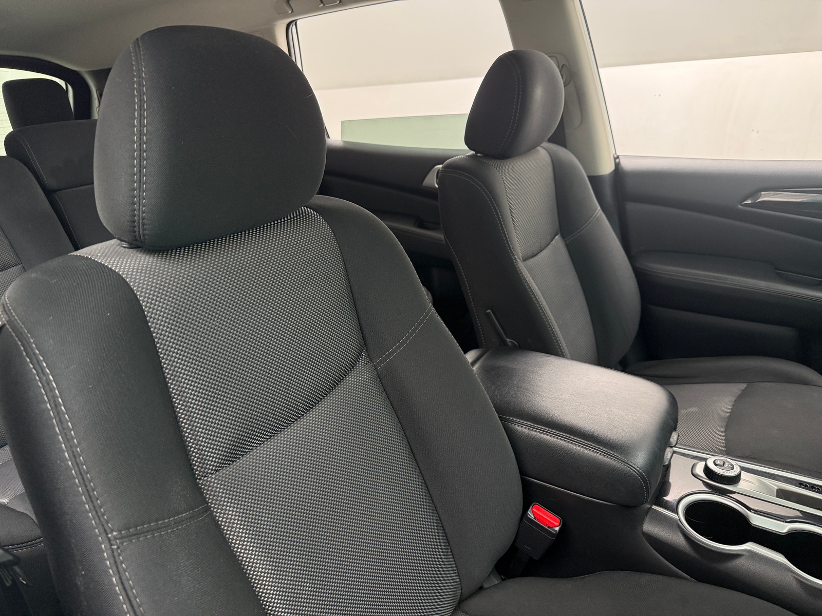 Thumbnail: 2020 Nissan Pathfinder - 2