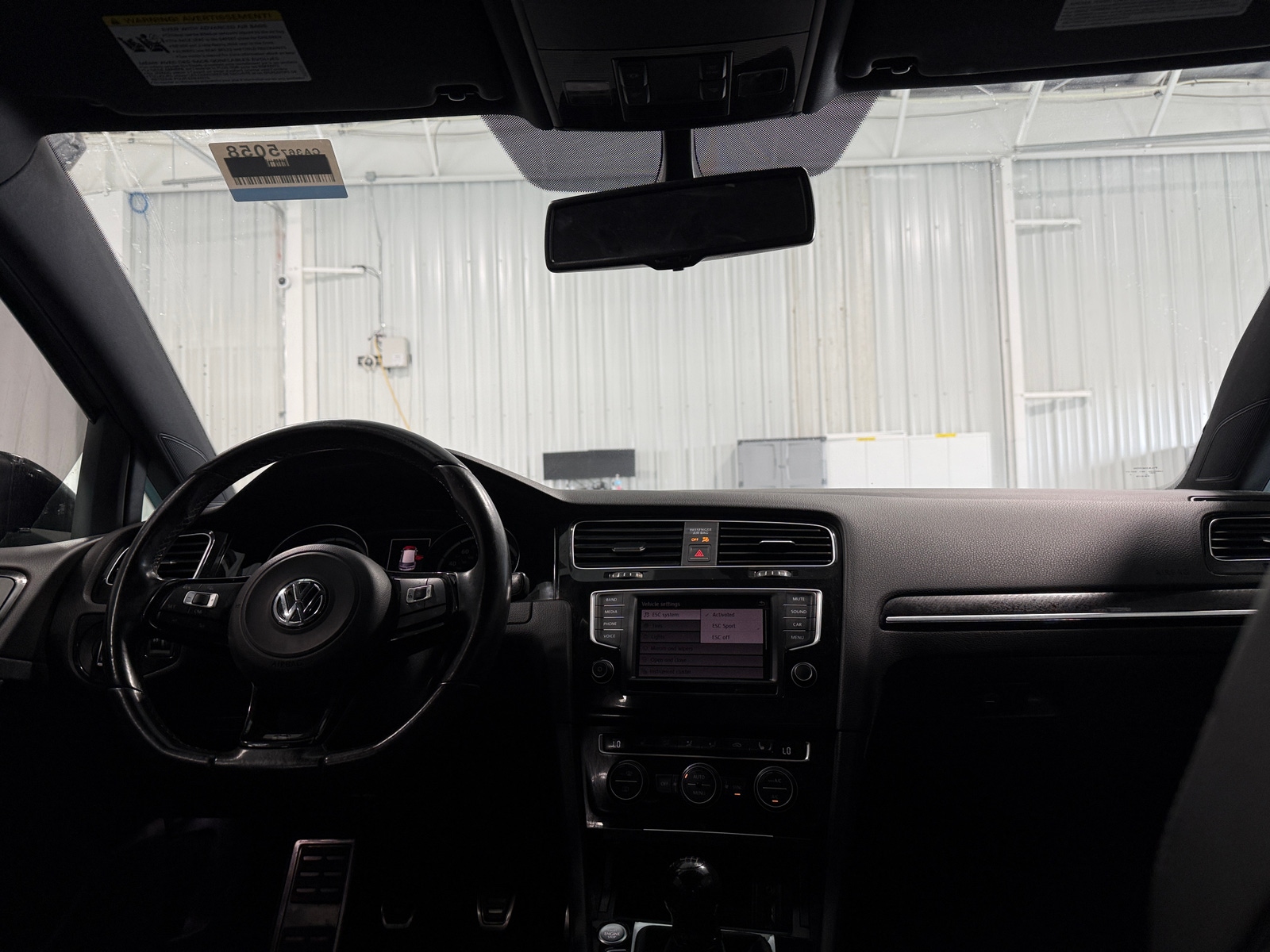 Thumbnail: 2016 Volkswagen Golf - 2