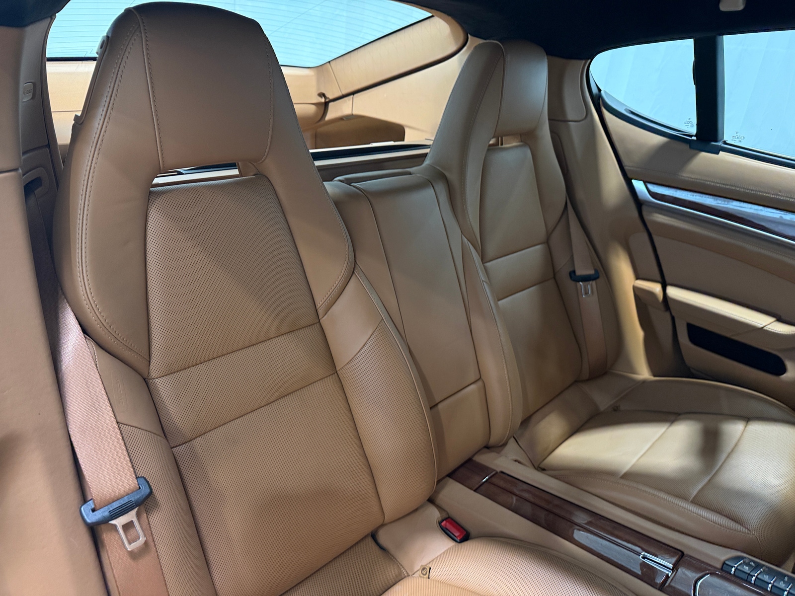 Thumbnail: 2010 Porsche Panamera - 5
