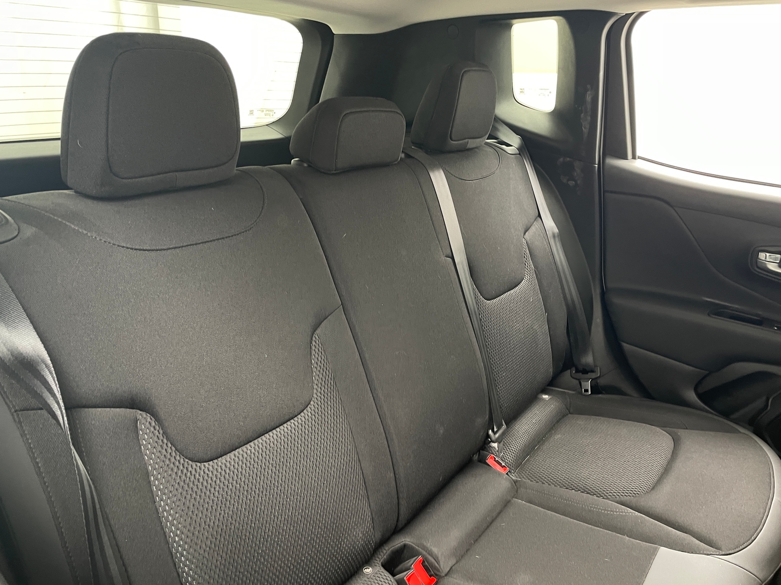 Thumbnail: 2020 Jeep Renegade - 6