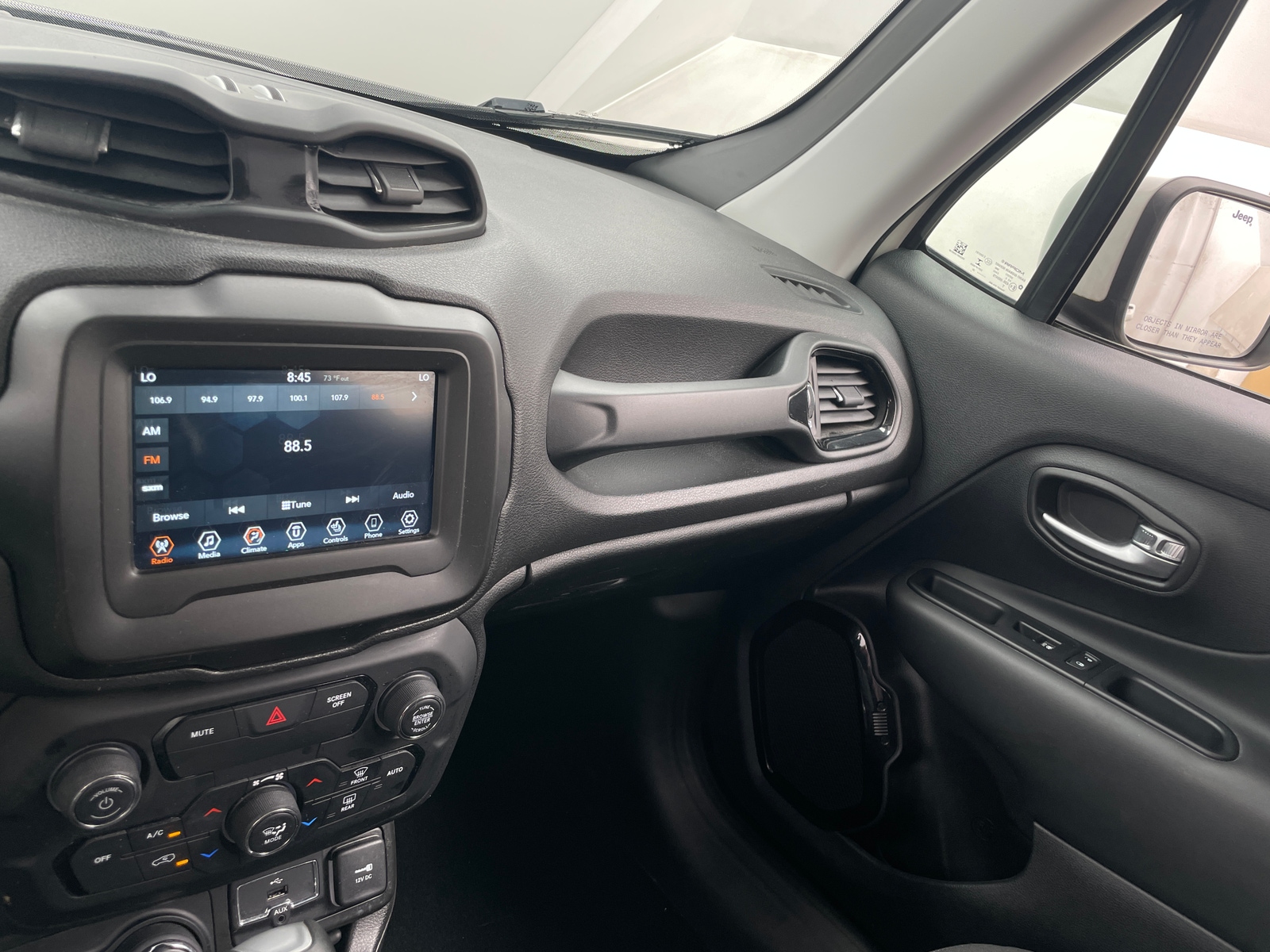 Thumbnail: 2020 Jeep Renegade - 4