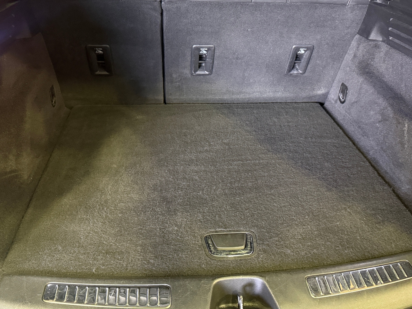 Thumbnail: 2023 Cadillac XT4 - 6