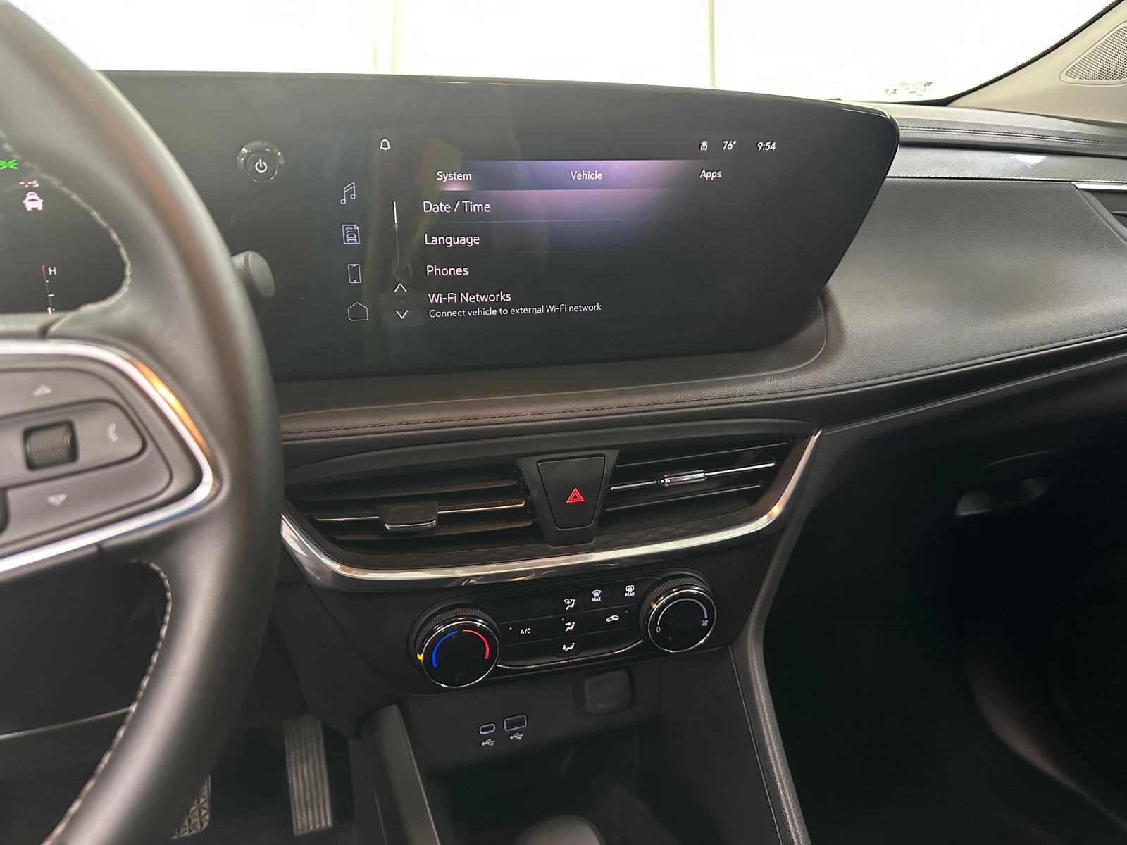 Thumbnail: 2024 Buick Encore GX - 3