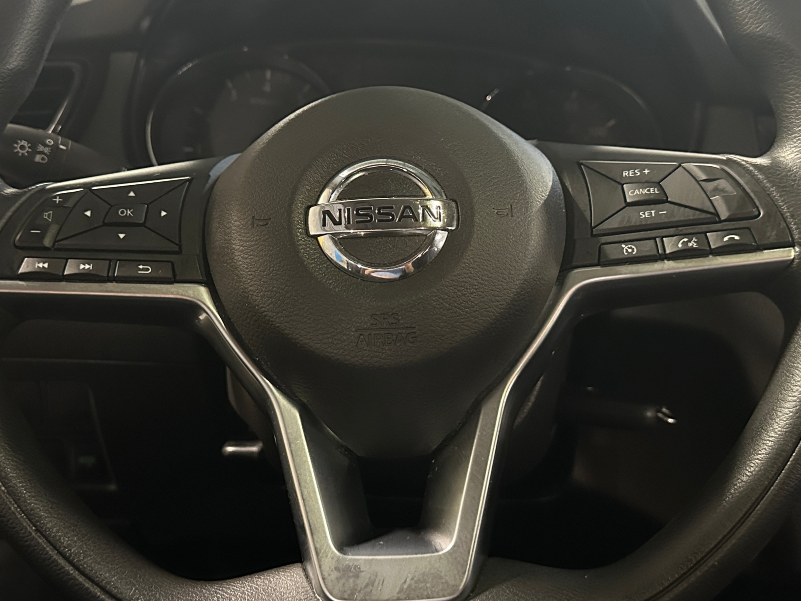 Thumbnail: 2017 Nissan Rogue Sport - 5