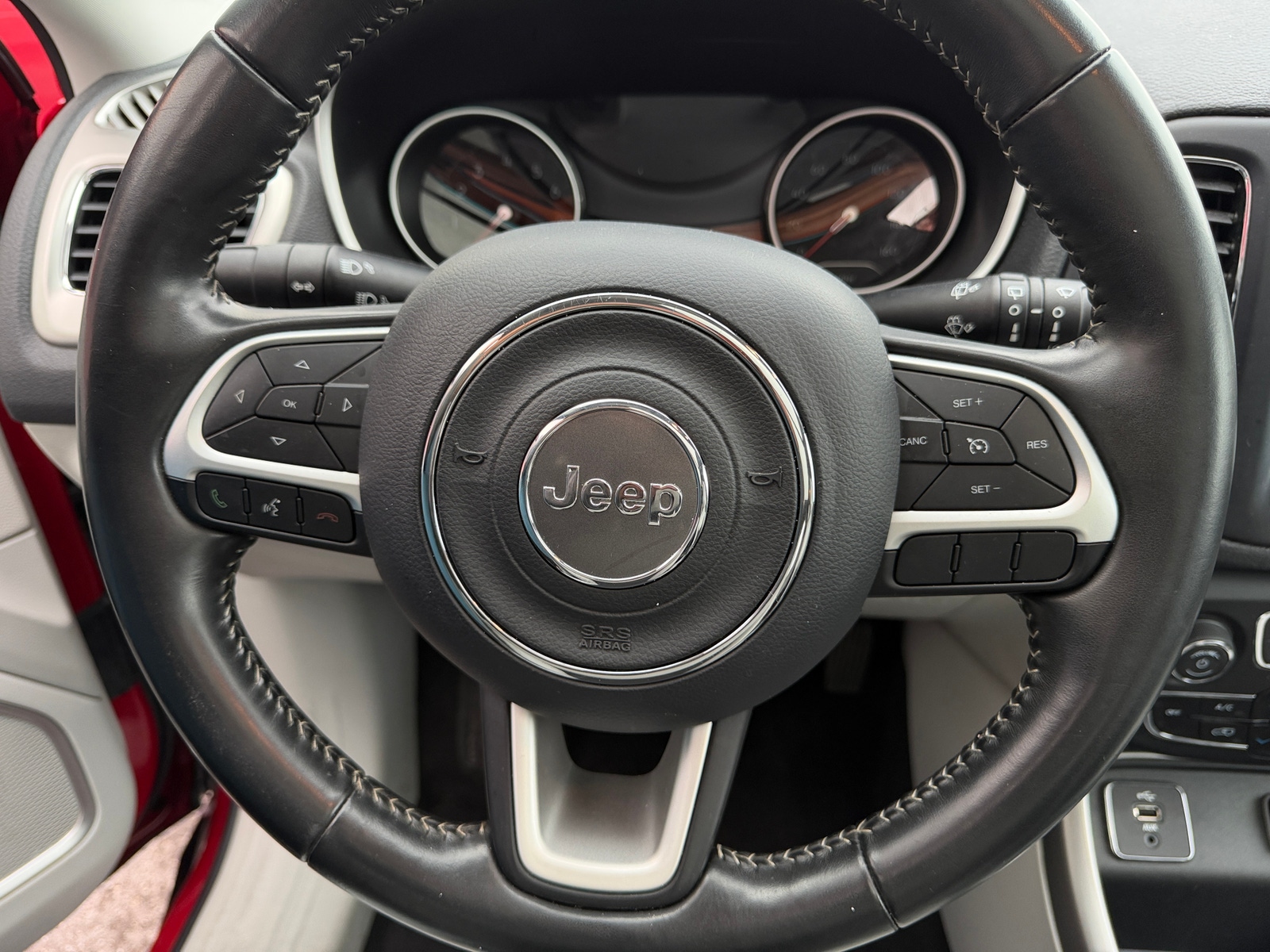 Thumbnail: 2018 Jeep Compass - 3