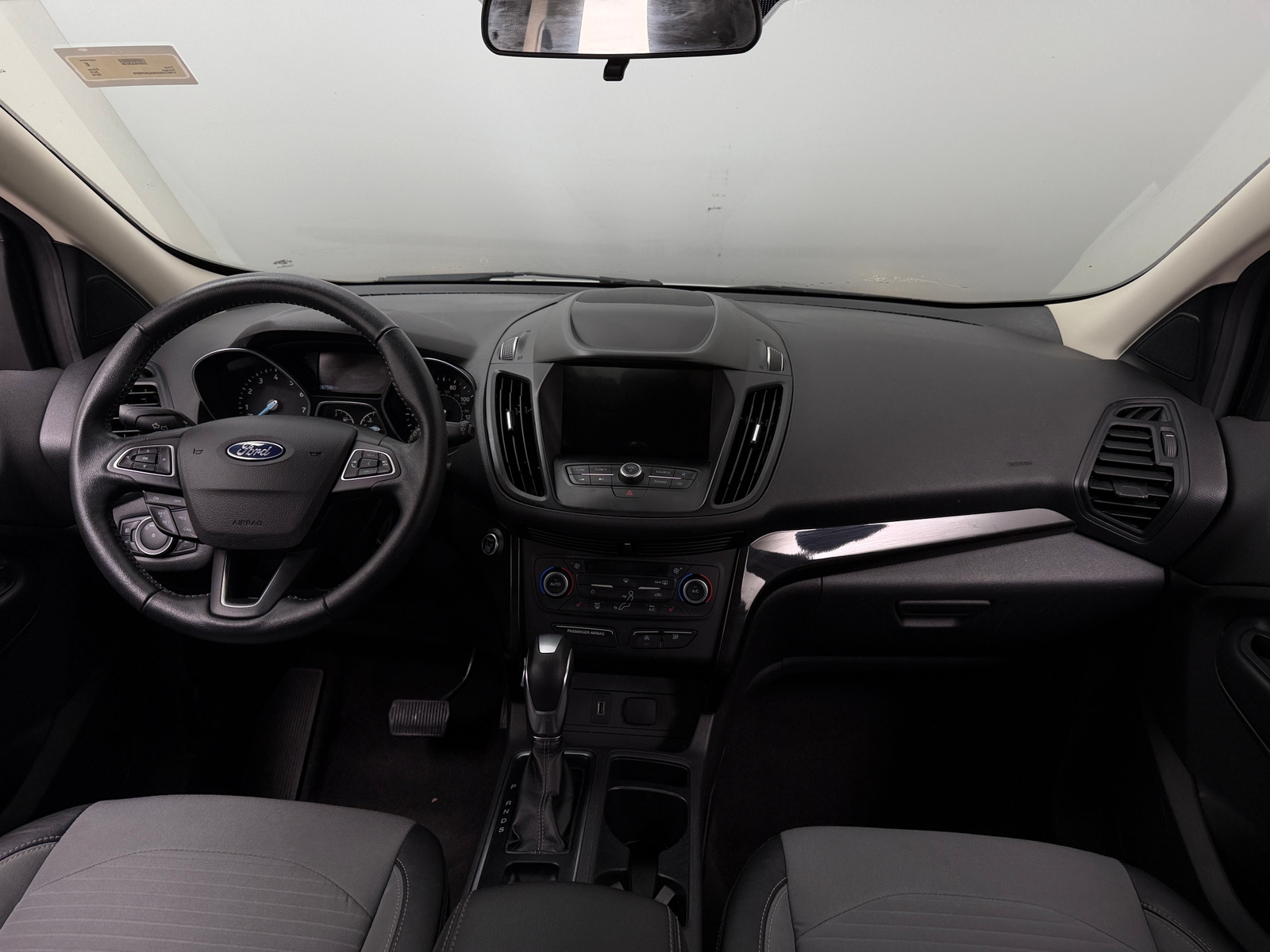 Thumbnail: 2019 Ford Escape - 3