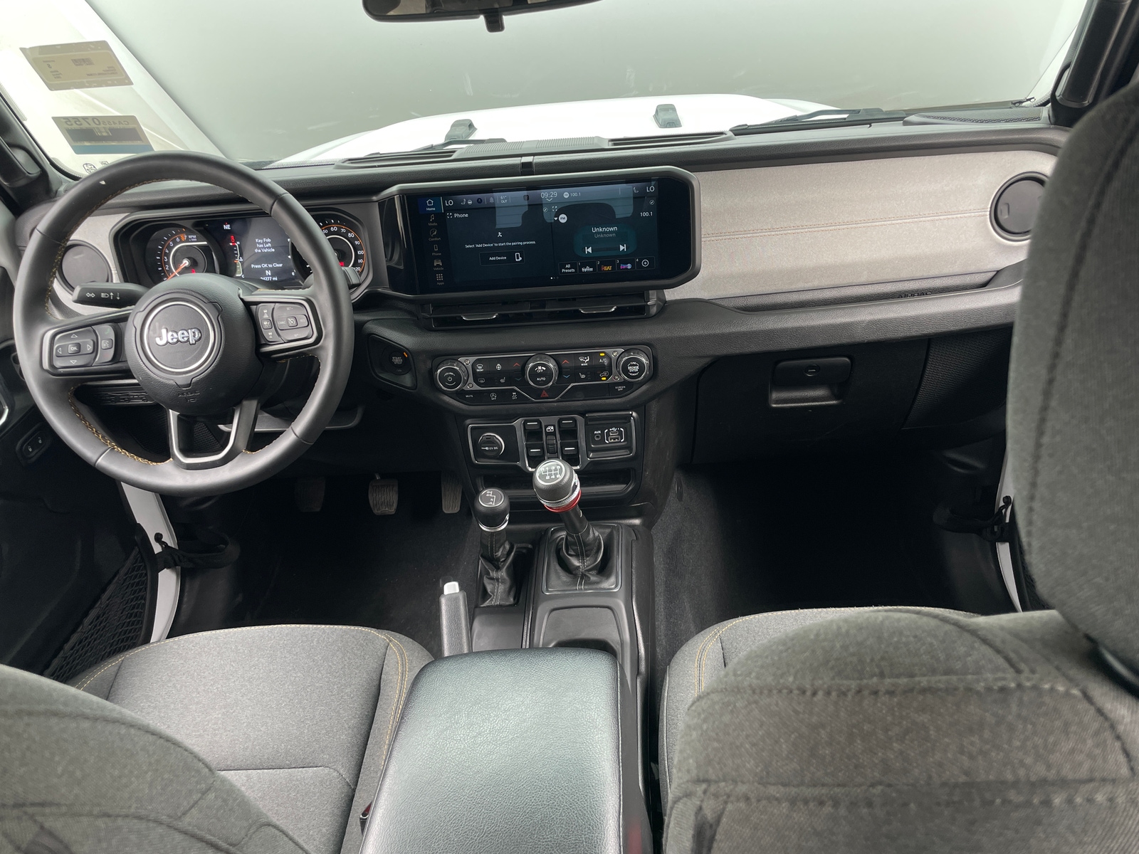 Thumbnail: 2024 Jeep Gladiator - 3