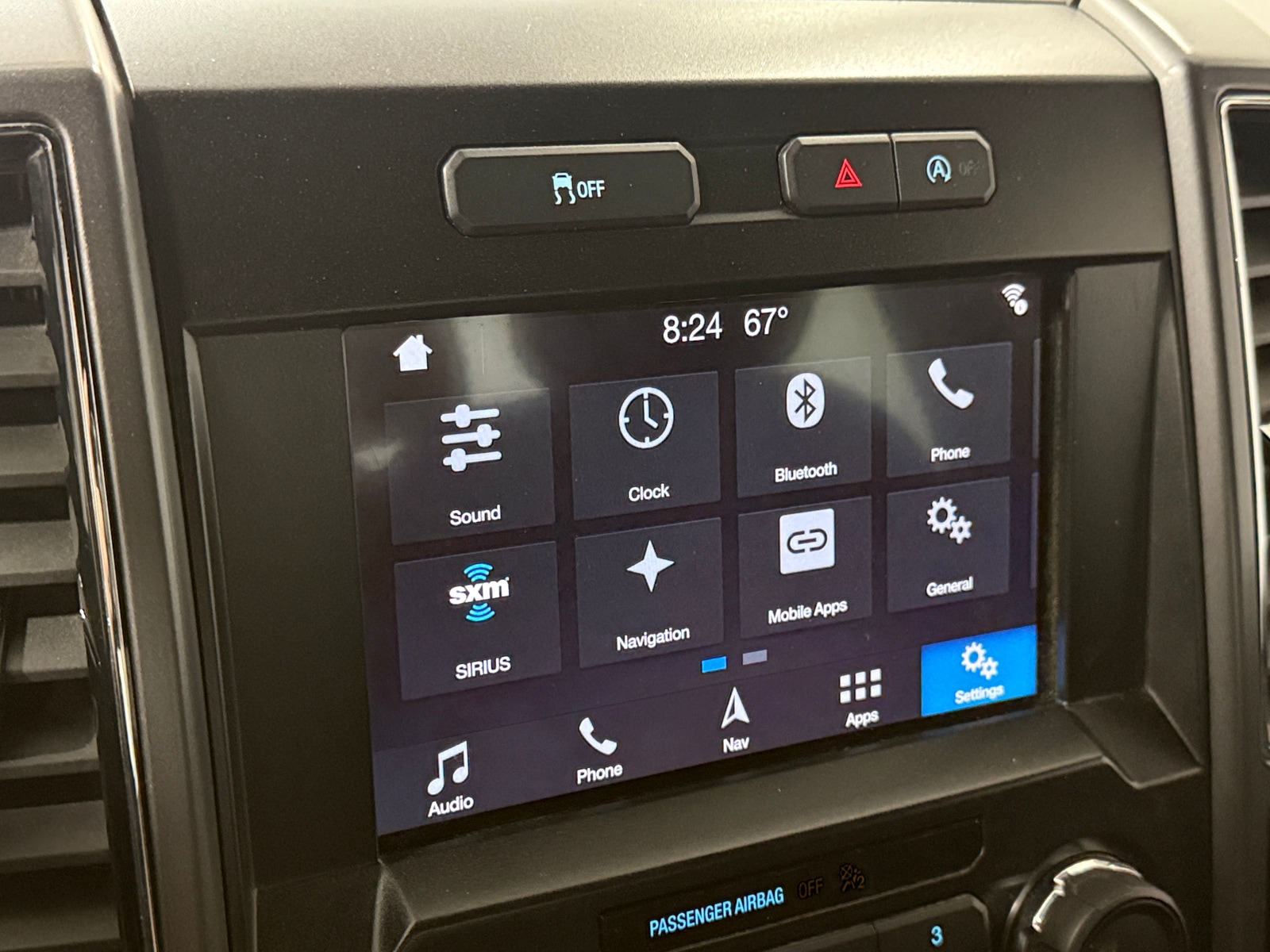 Thumbnail: 2018 Ford Econoline - 4