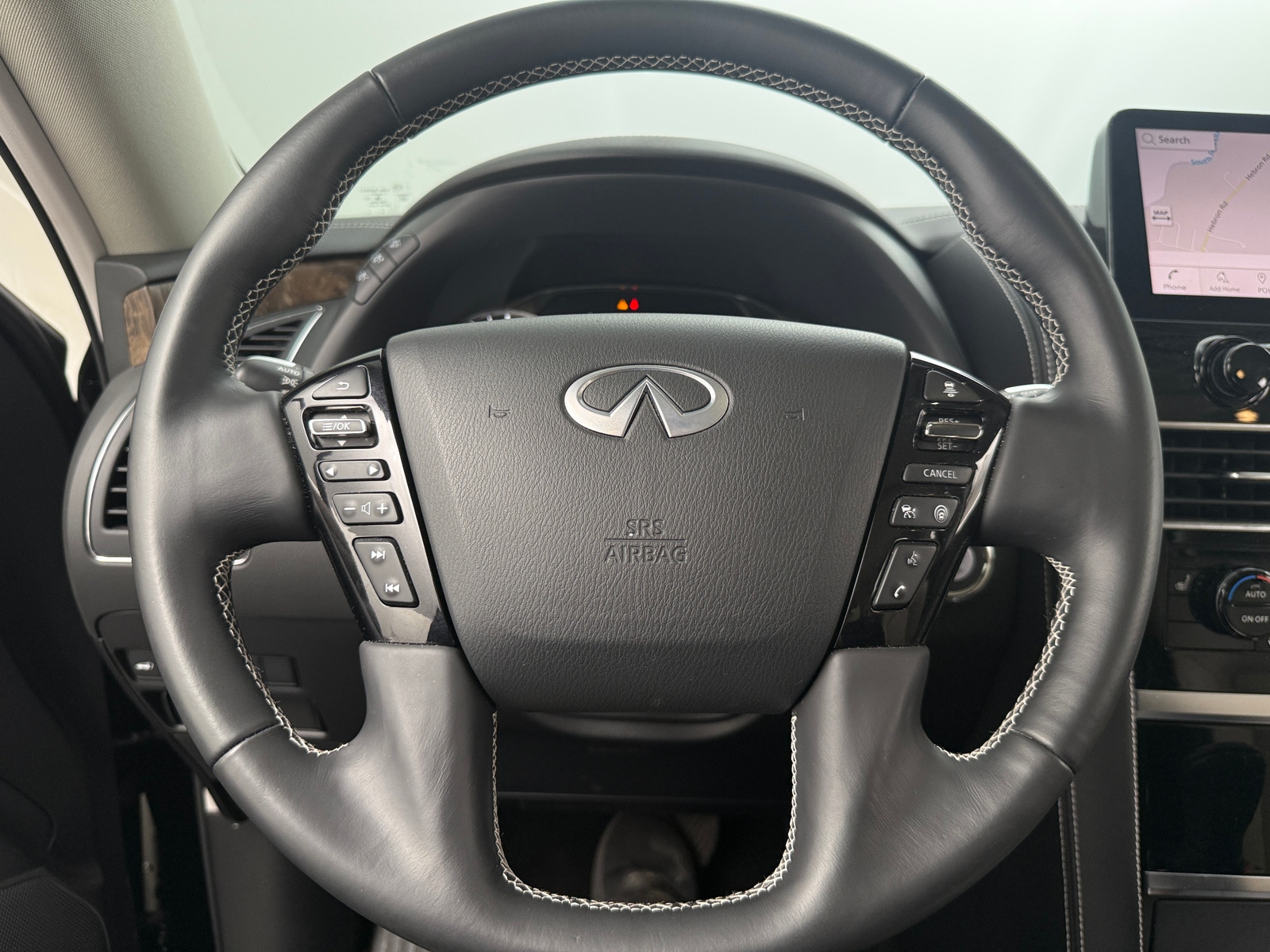 Thumbnail: 2024 INFINITI QX80 - 4