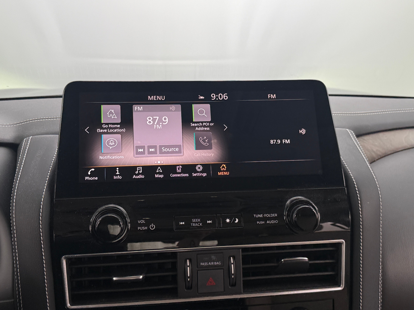 Thumbnail: 2024 INFINITI QX80 - 3