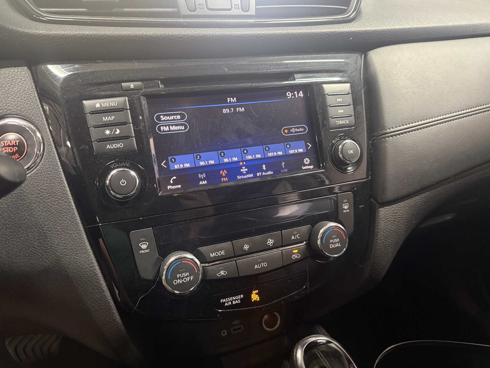 Thumbnail: 2019 Nissan Rogue - 3