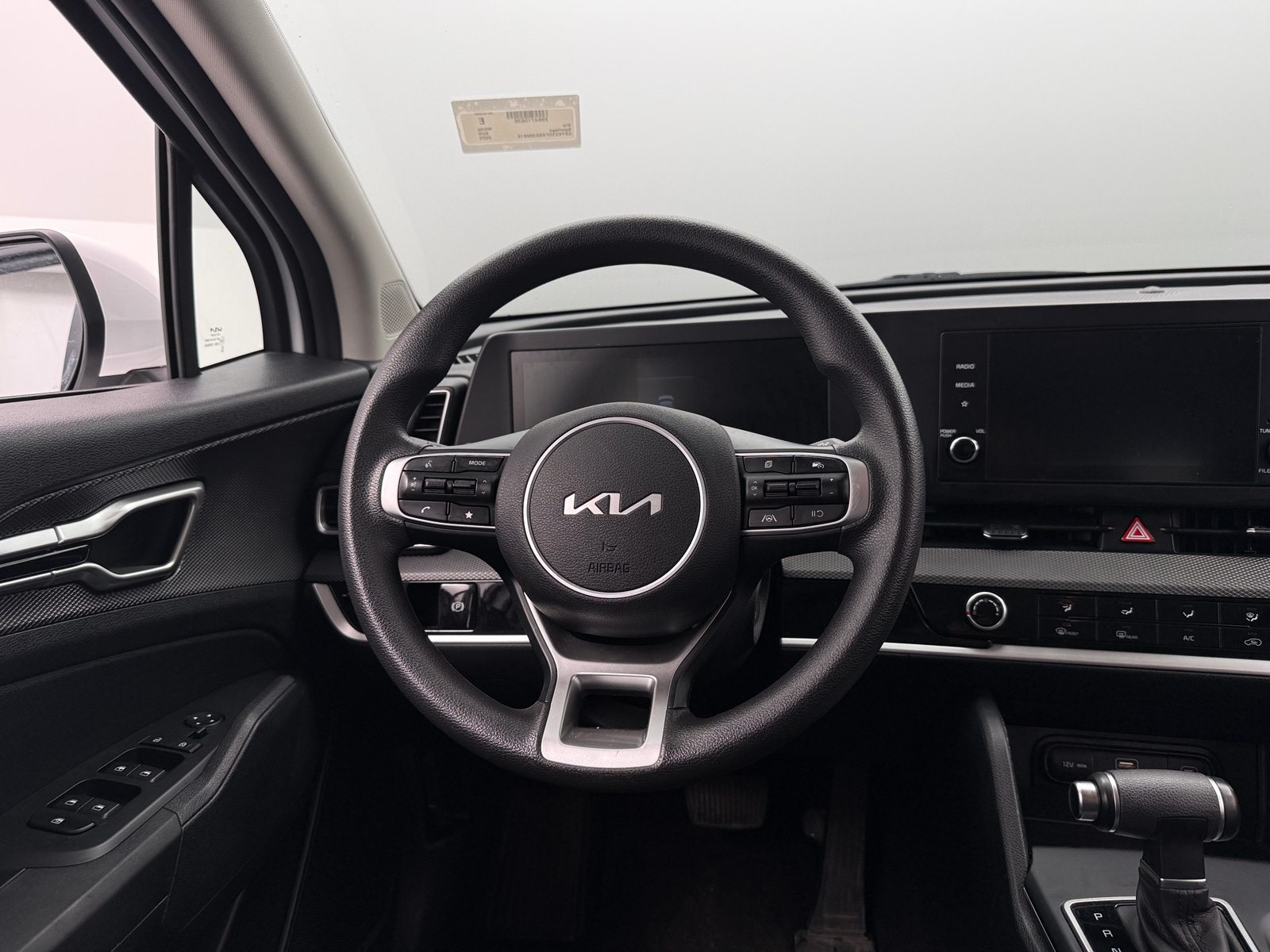 Thumbnail: 2025 Kia Sportage - 5