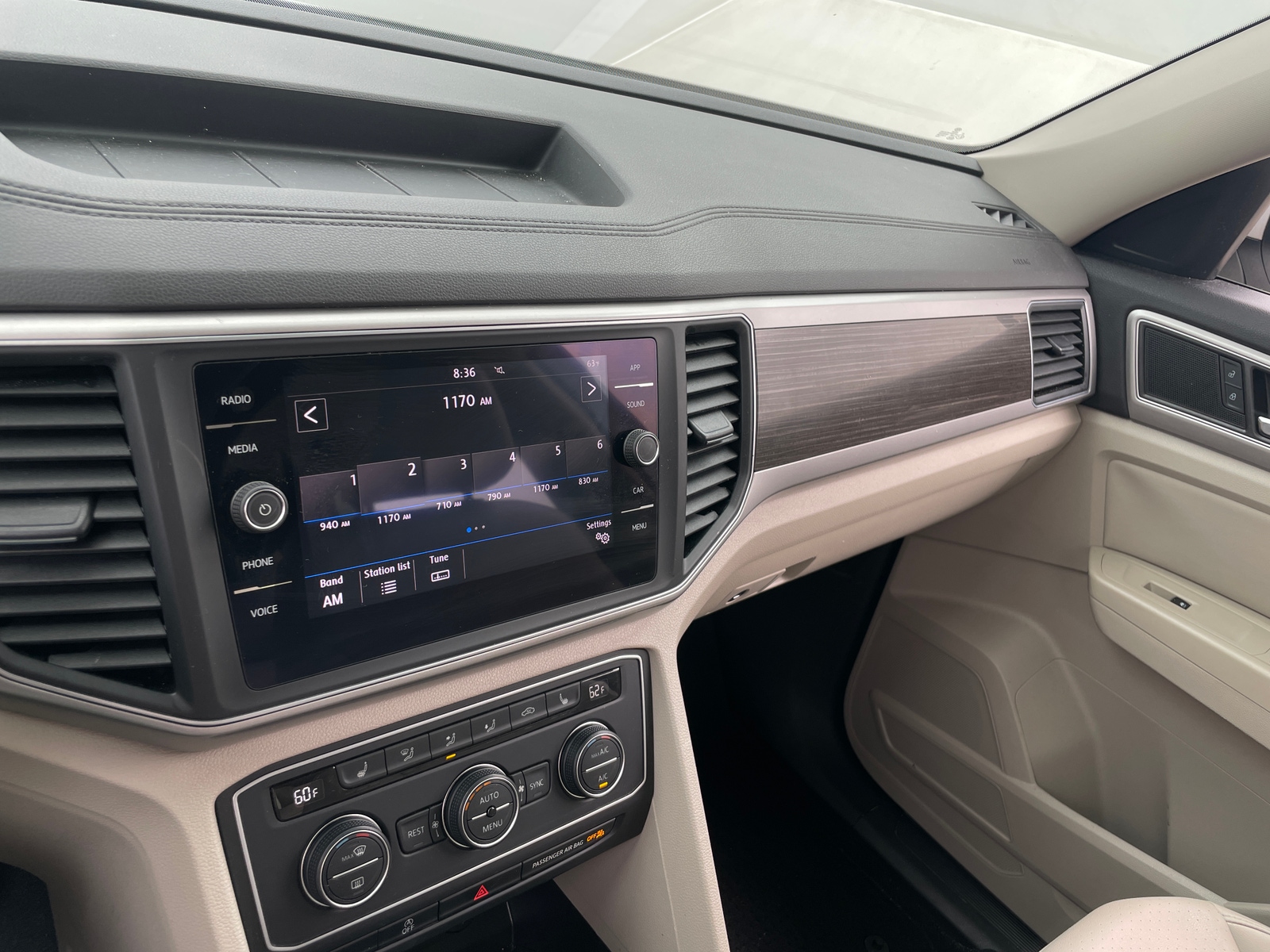 Thumbnail: 2019 Volkswagen Atlas - 3