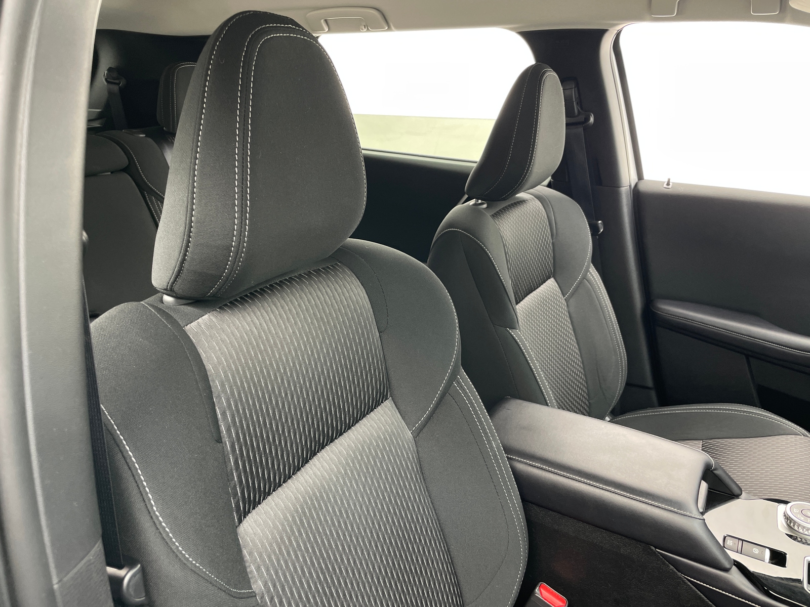 Thumbnail: 2025 Mitsubishi Outlander - 2