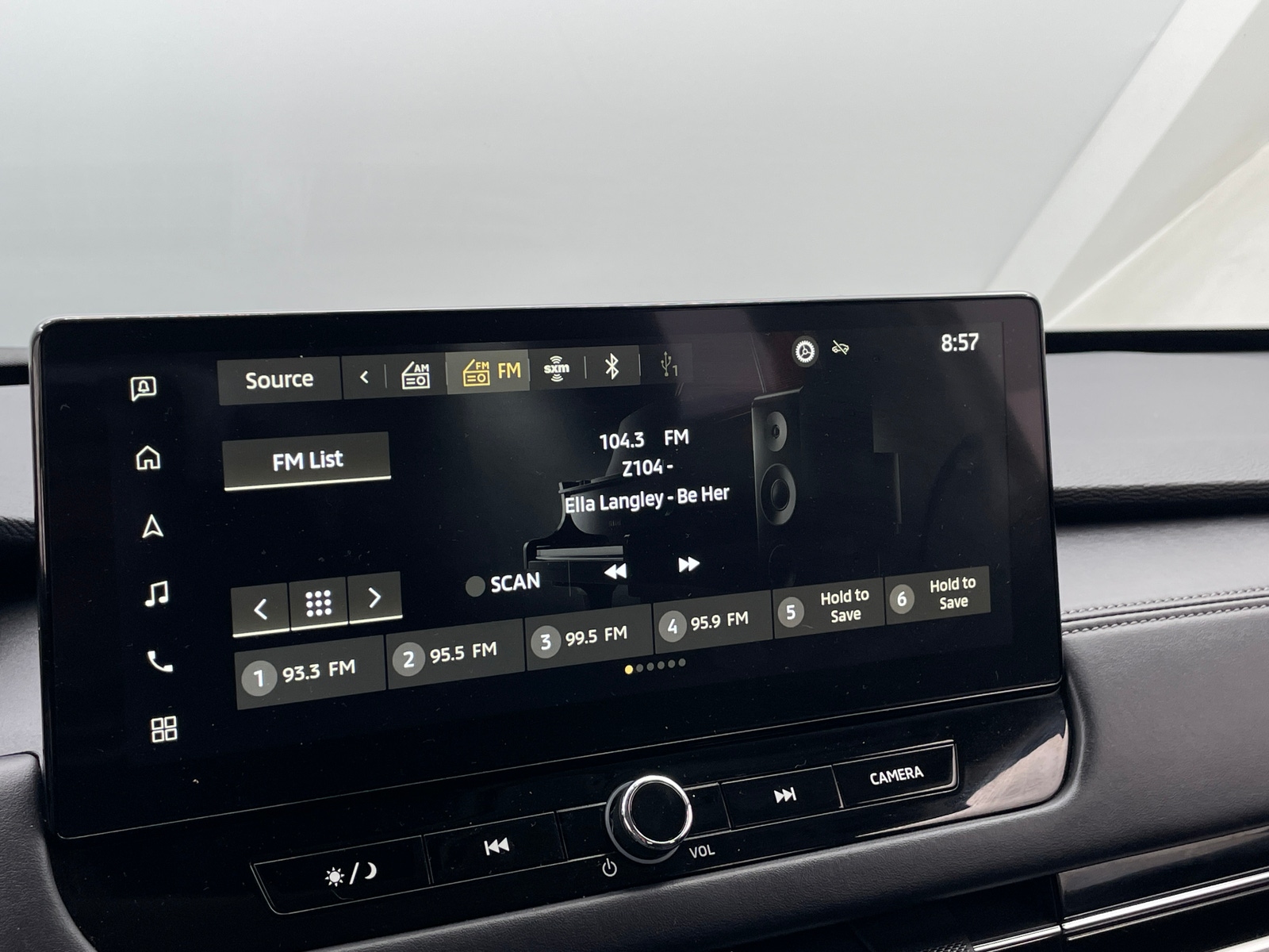 Thumbnail: 2025 Mitsubishi Outlander - 4