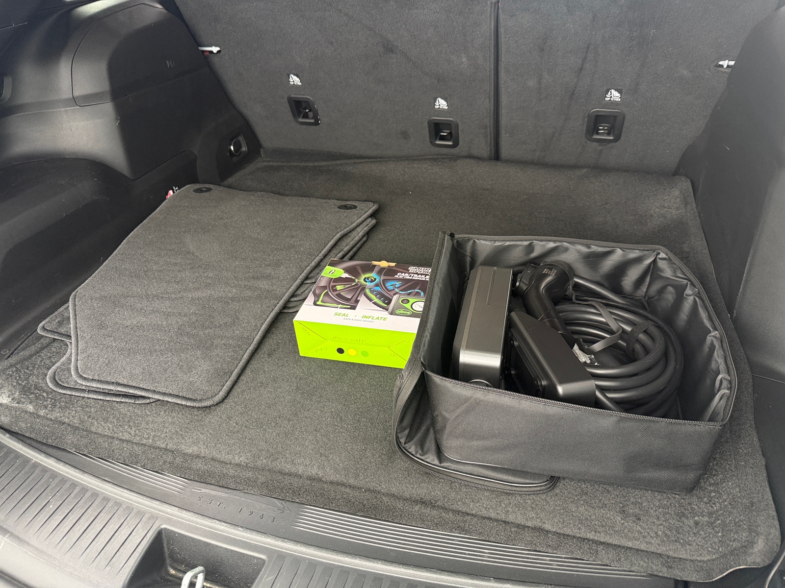 Thumbnail: 2024 Jeep Wagoneer S - 6