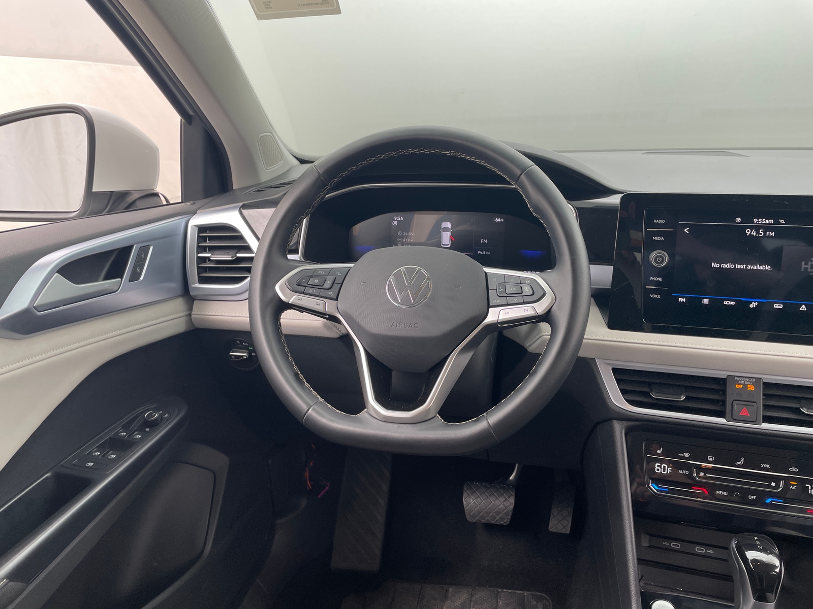 Thumbnail: 2025 Volkswagen Taos - 5