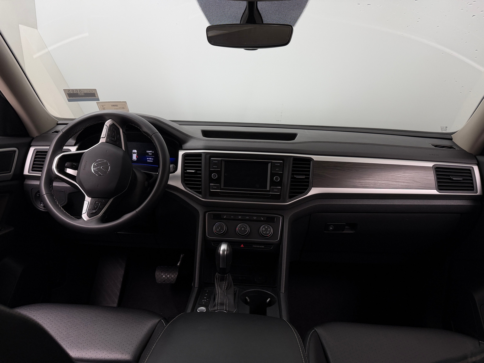 Thumbnail: 2023 Volkswagen Atlas - 2