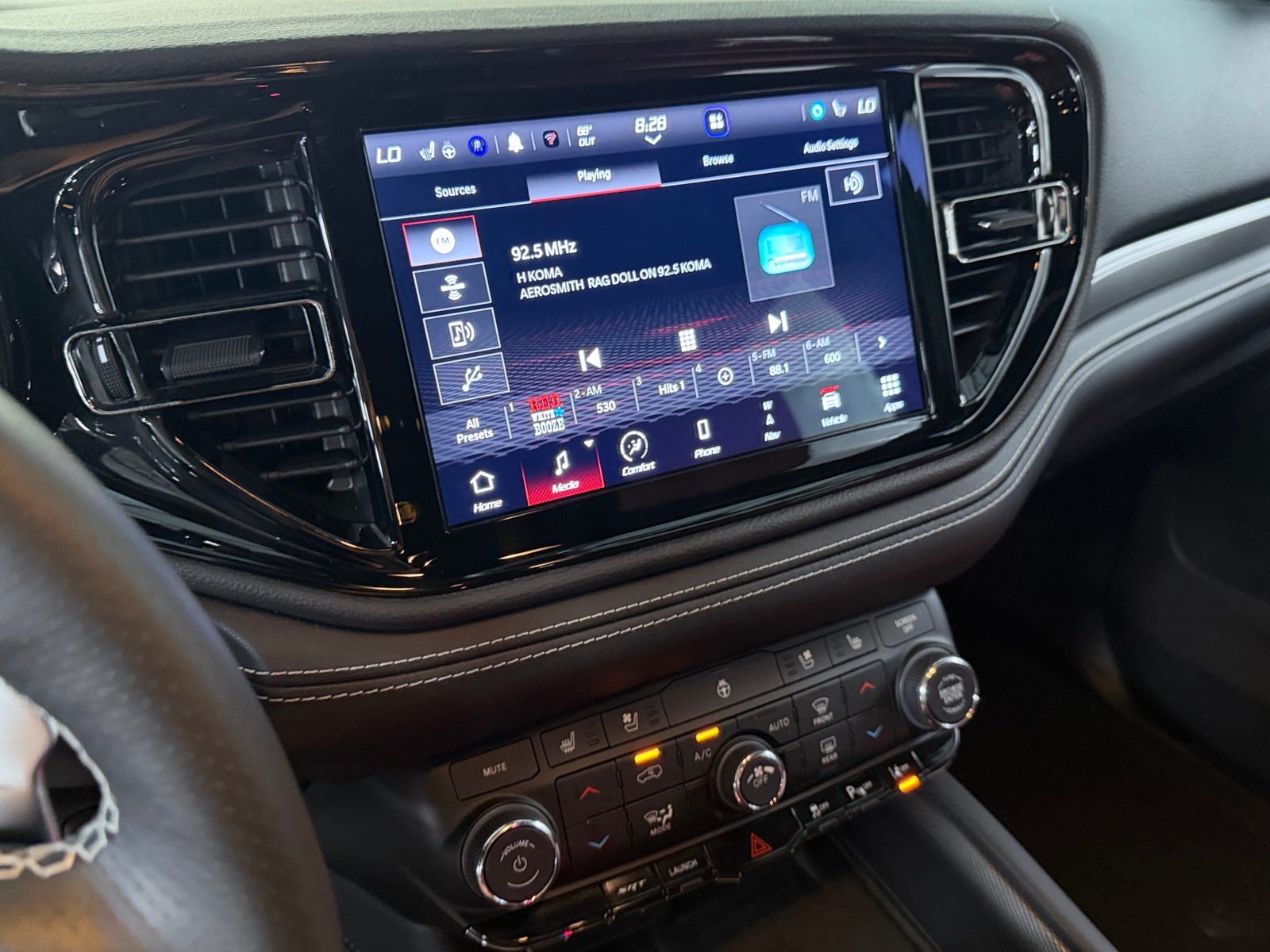 Thumbnail: 2024 Dodge Durango - 3
