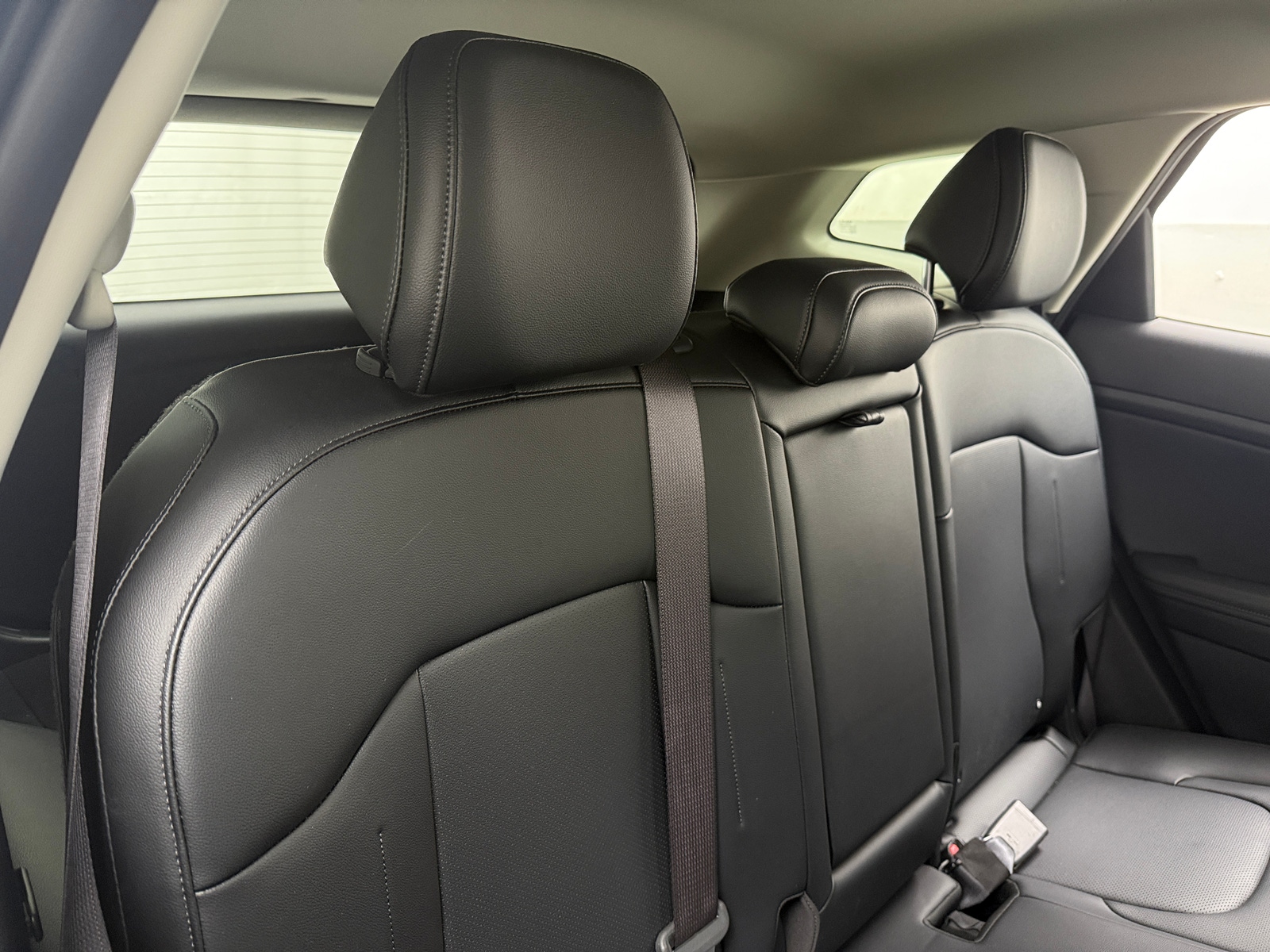 Thumbnail: 2023 Kia Sportage - 5