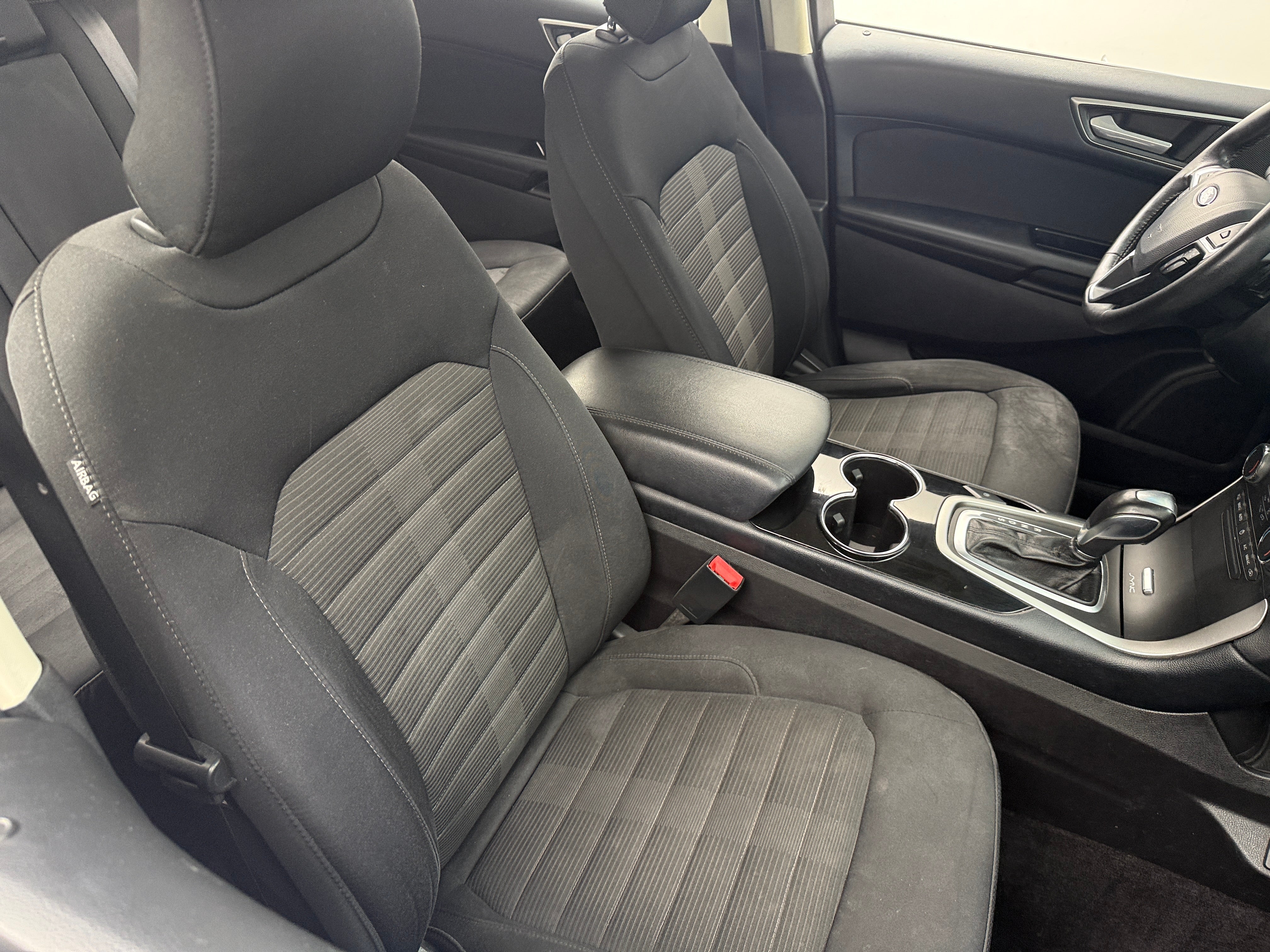 2017 Ford Edge