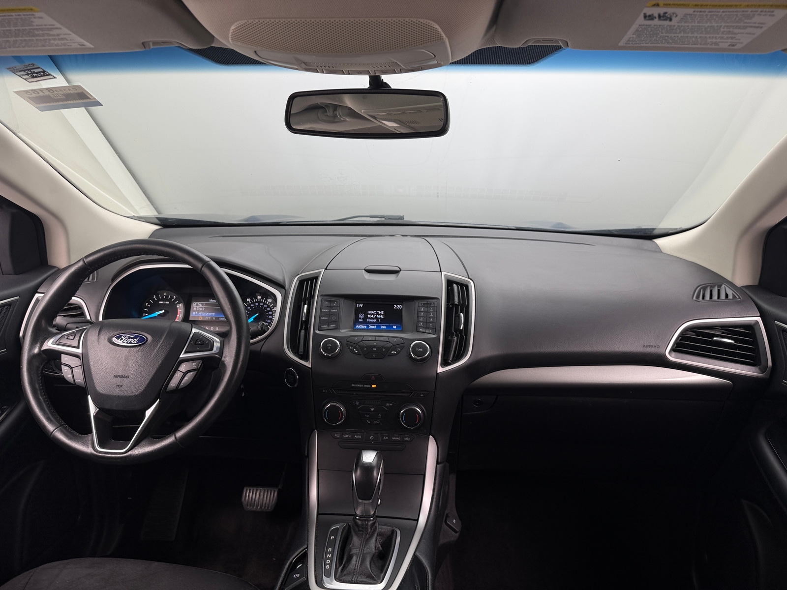 Thumbnail: 2017 Ford Edge - 3