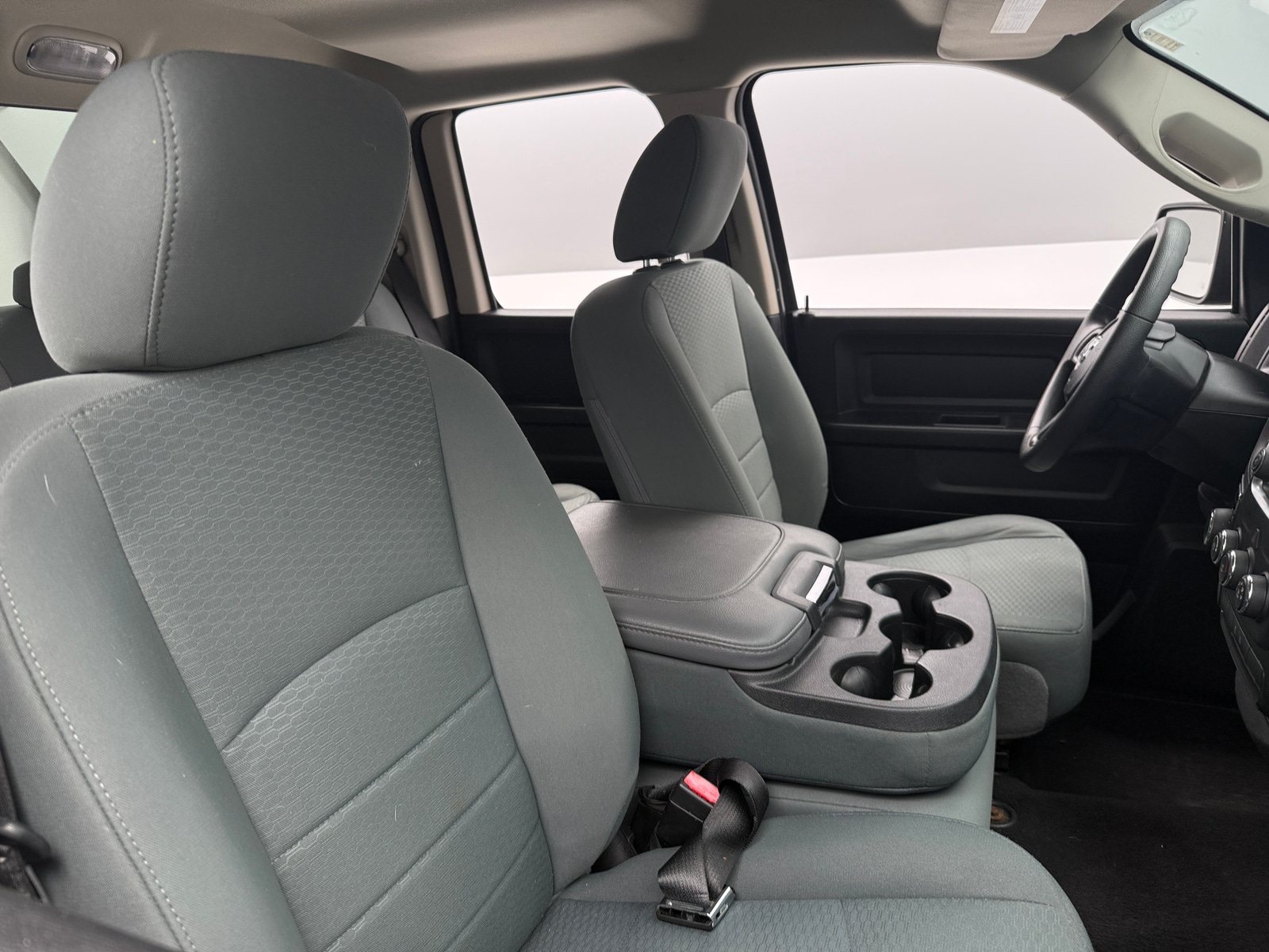 Thumbnail: 2019 RAM 1500 Classic - 2