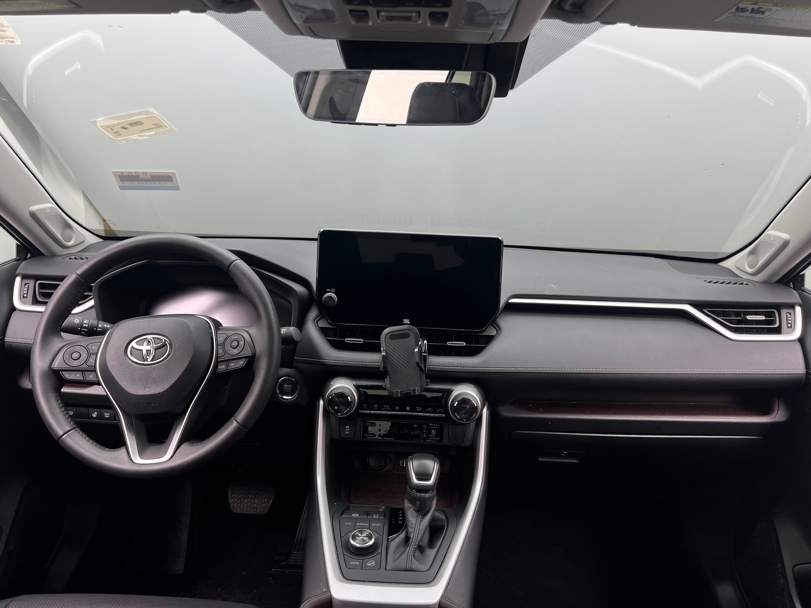 Thumbnail: 2024 Toyota RAV4 - 2