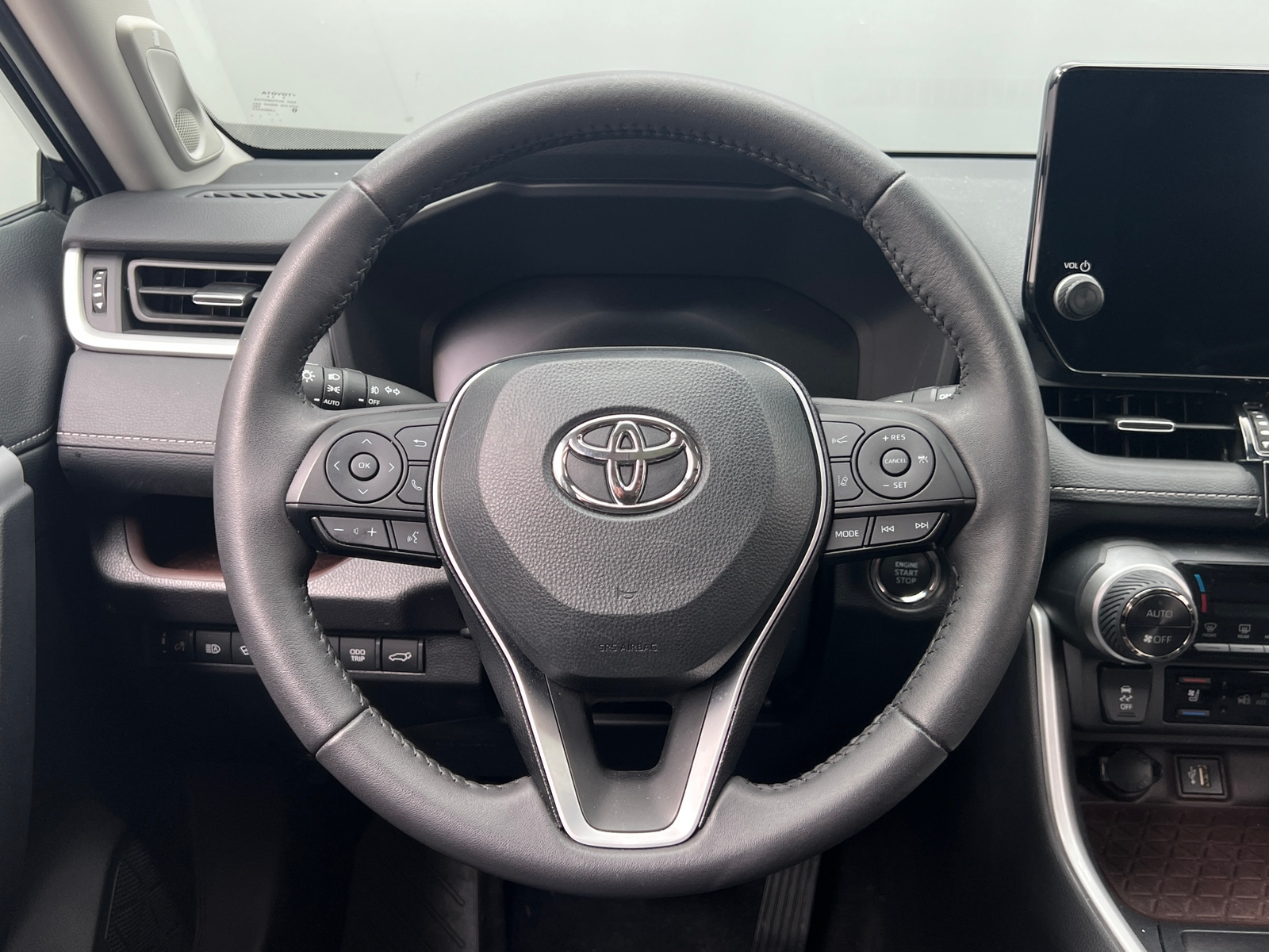 Thumbnail: 2024 Toyota RAV4 - 4