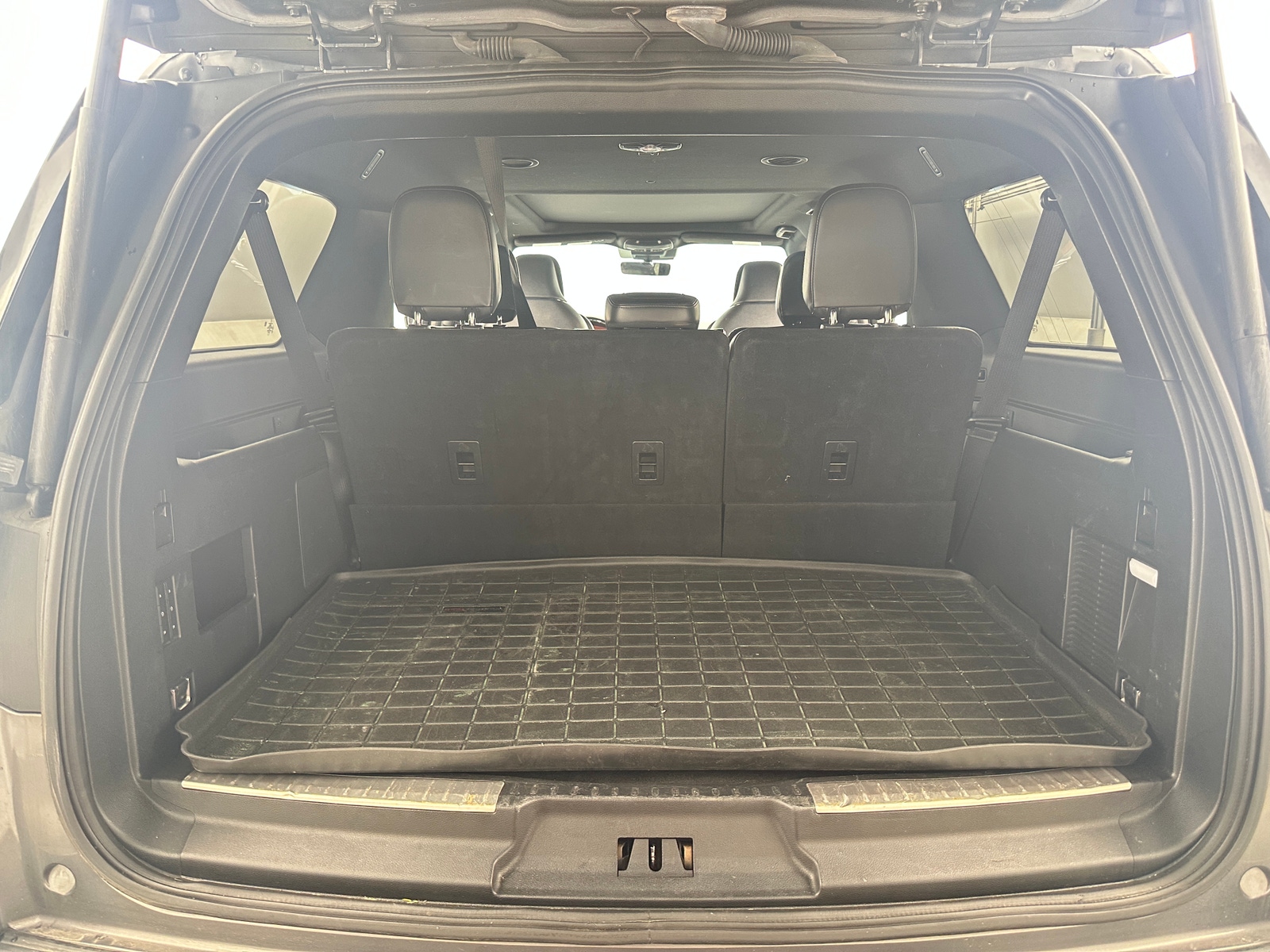 Thumbnail: 2021 Lincoln Navigator L - 6