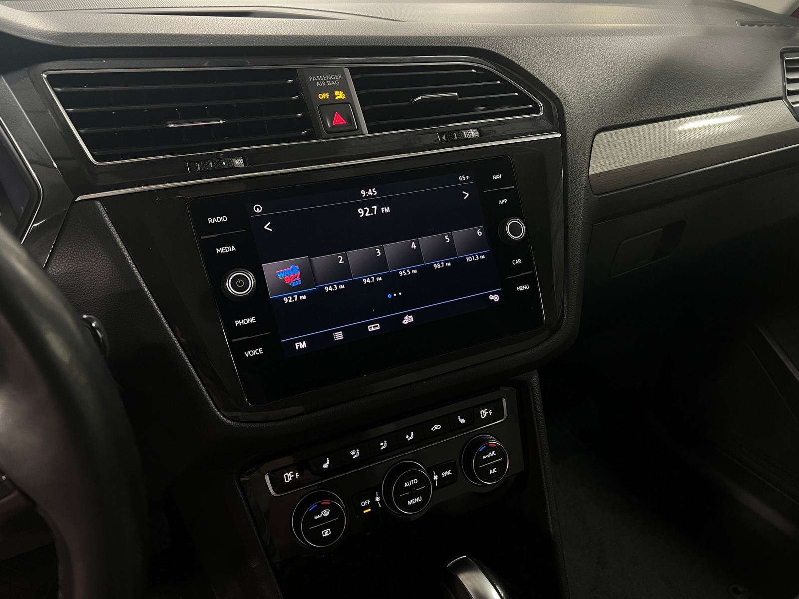 Thumbnail: 2019 Volkswagen Tiguan - 3