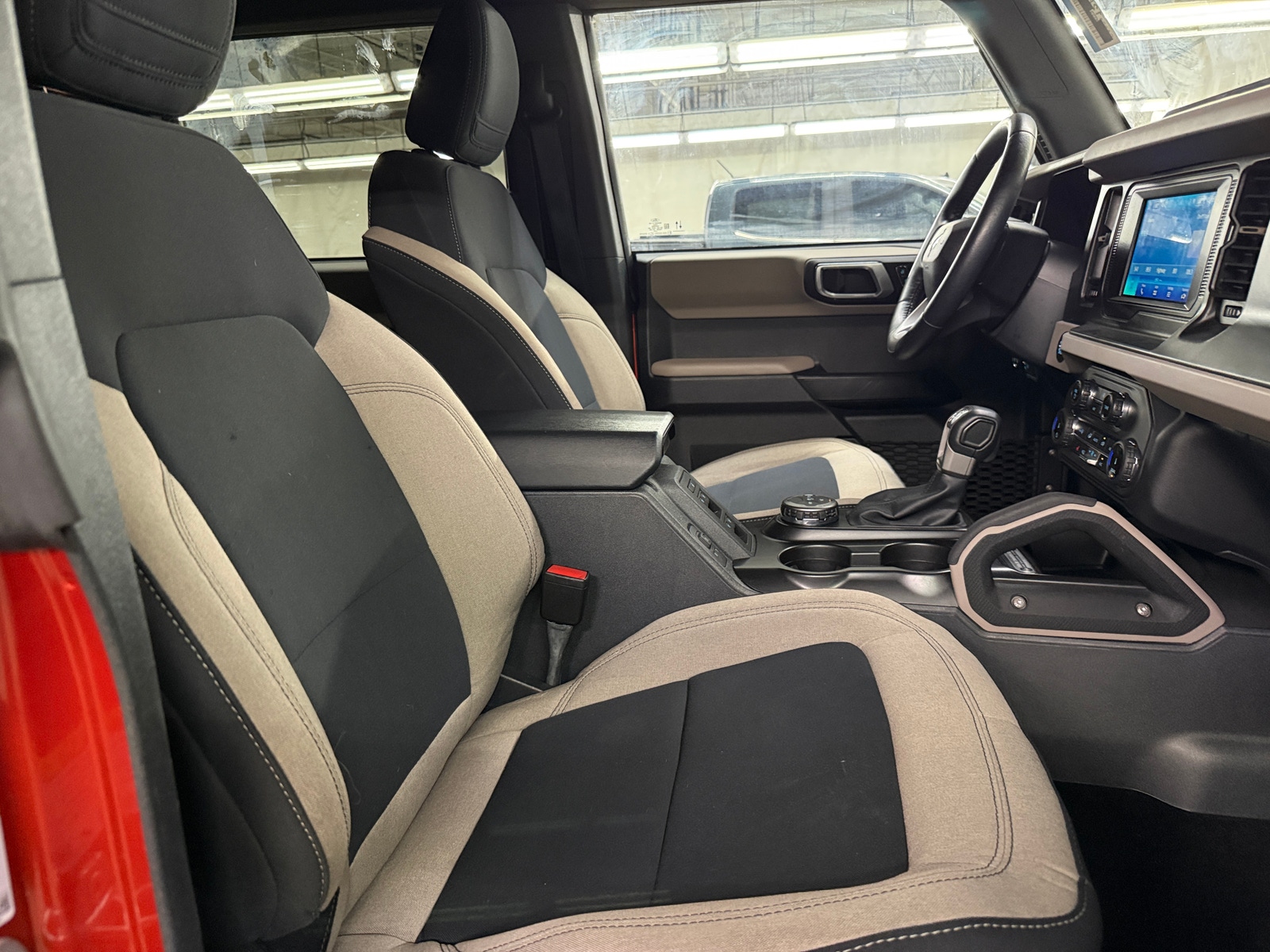 Thumbnail: 2022 Ford Bronco - 2