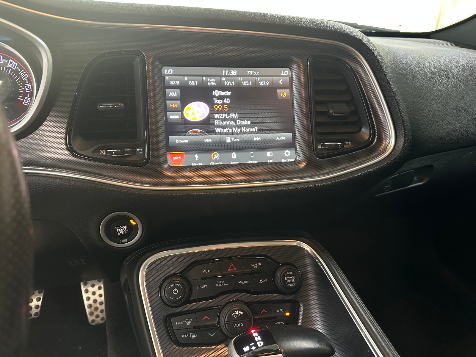 Thumbnail: 2018 Dodge Challenger - 4