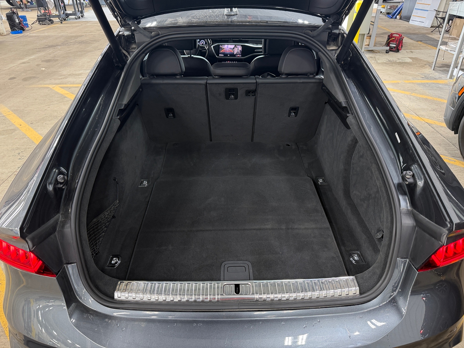 Thumbnail: 2019 Audi A7 - 6