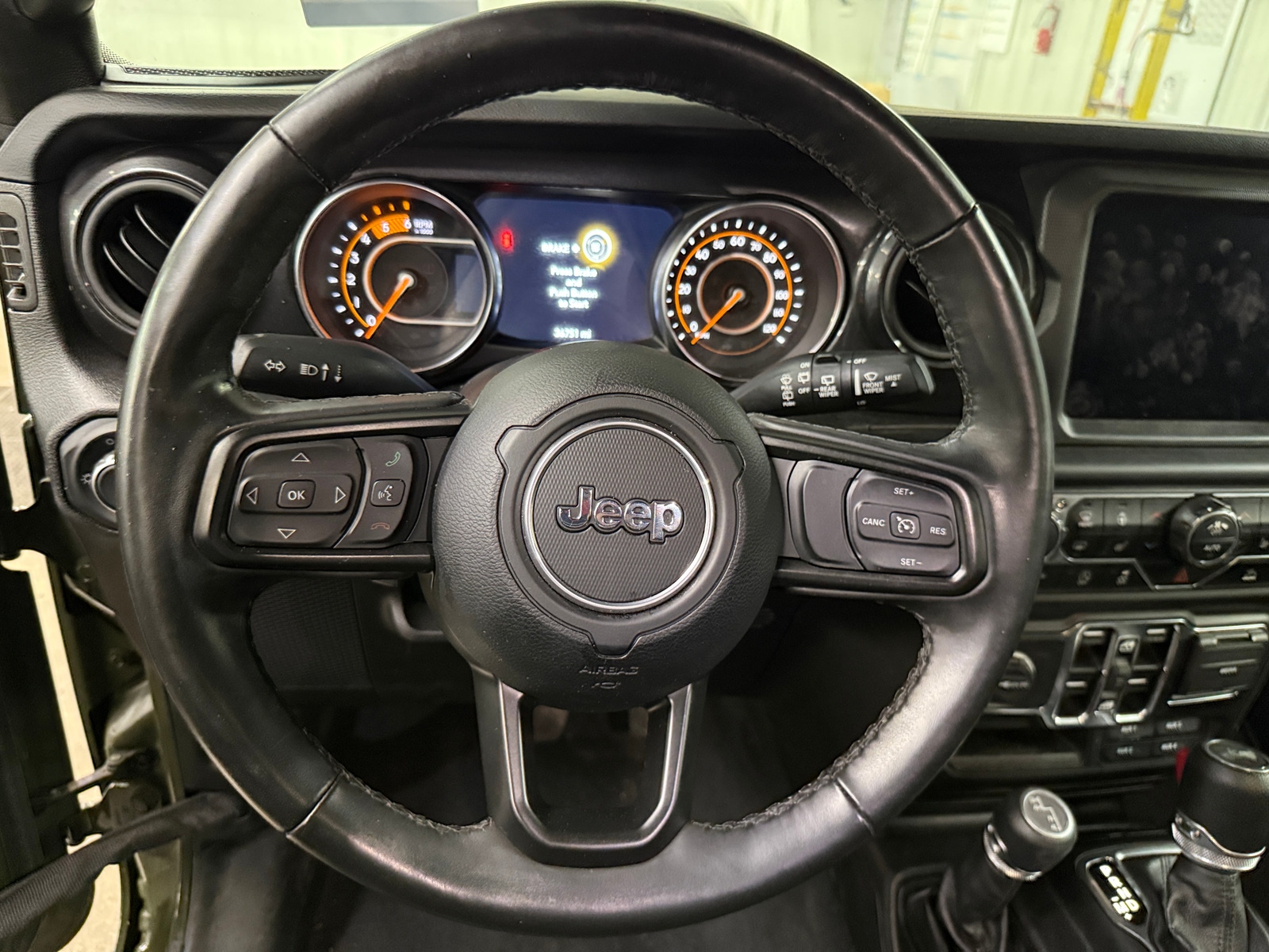 Thumbnail: 2022 Jeep Wrangler - 5