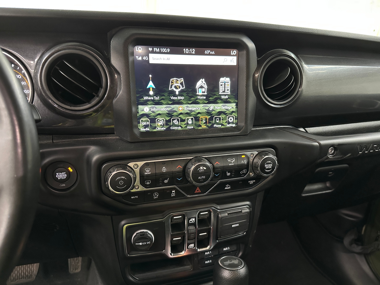 Thumbnail: 2022 Jeep Wrangler - 4