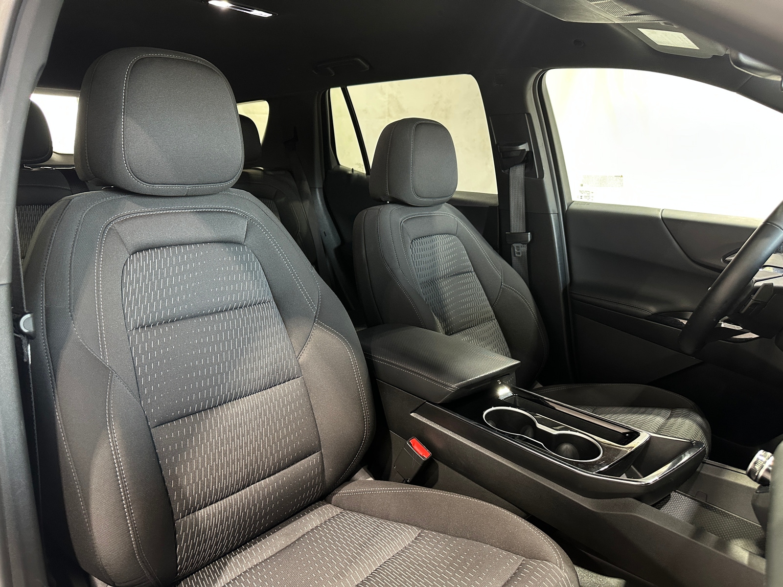 Thumbnail: 2025 Chevrolet Equinox - 2