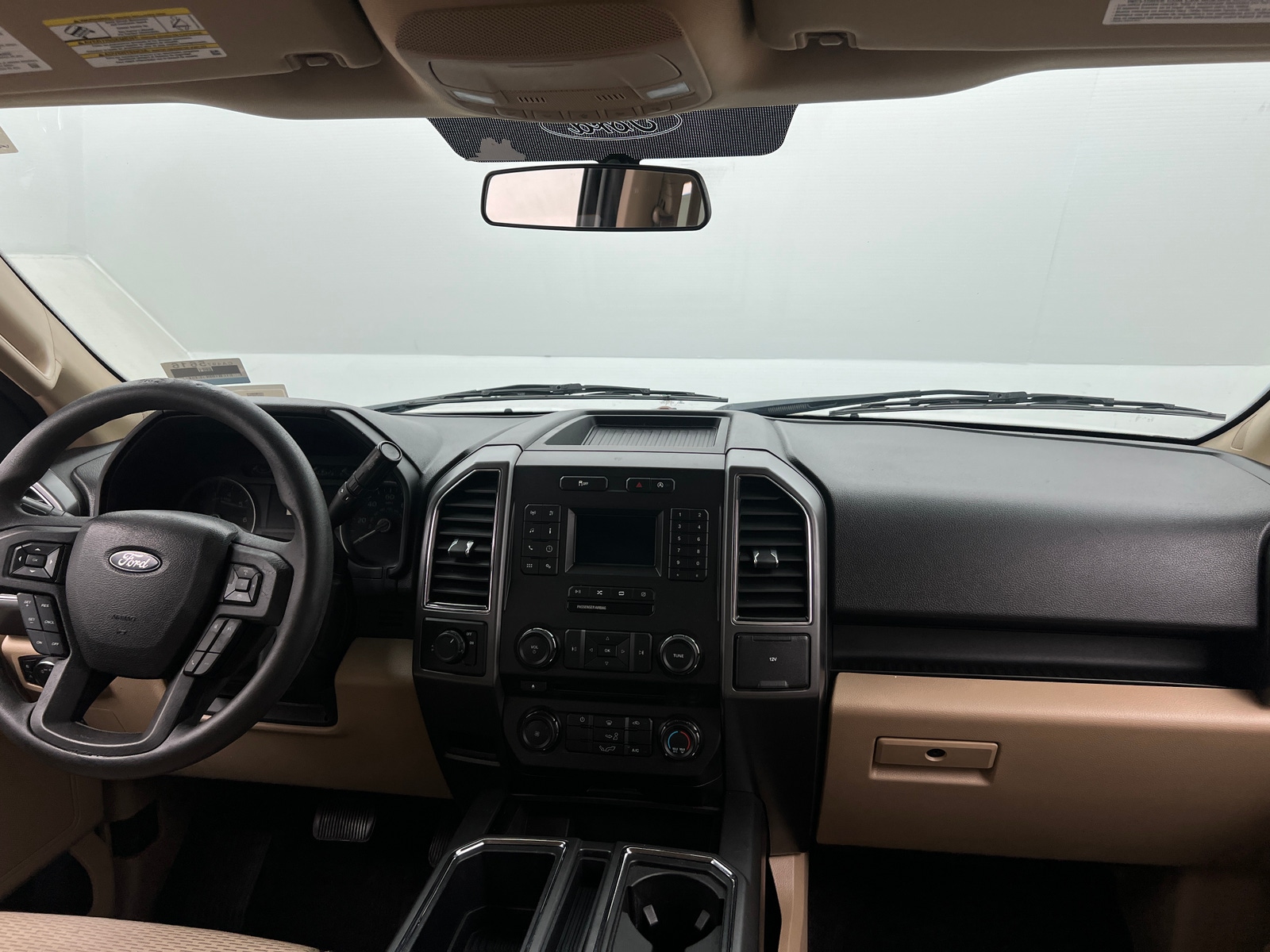 Thumbnail: 2018 Ford Econoline - 3