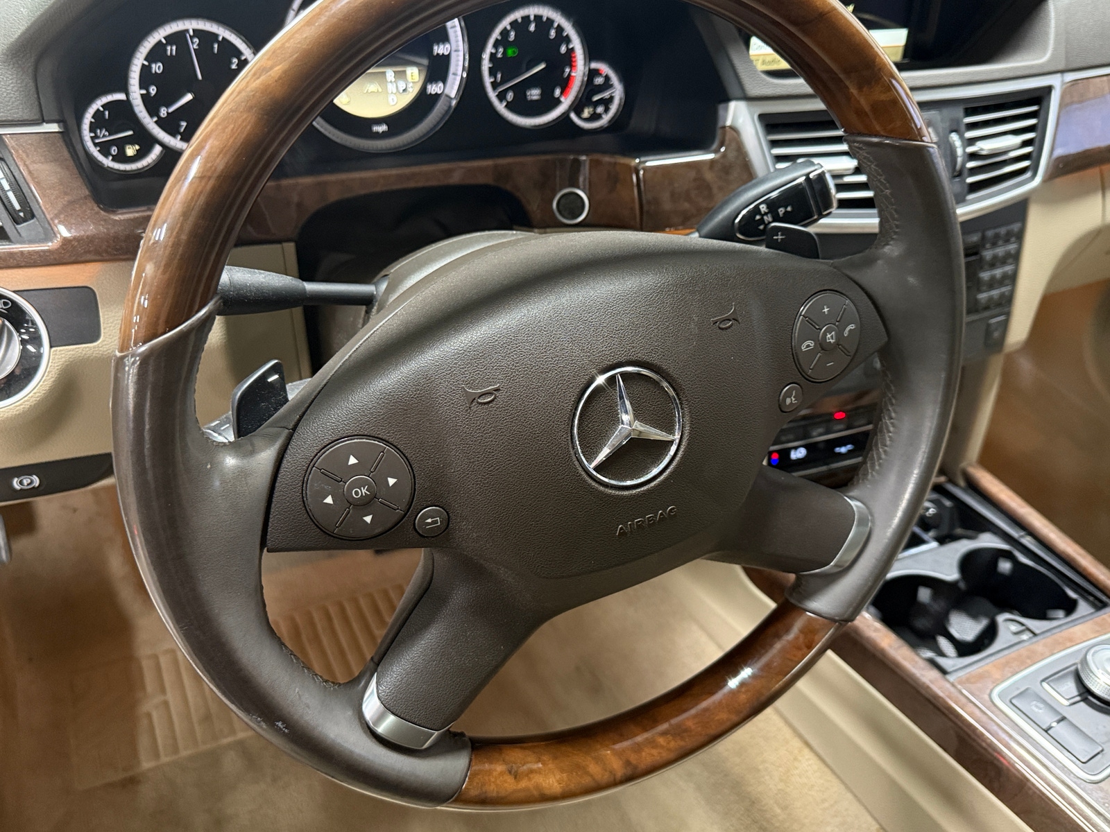 Thumbnail: 2012 Mercedes-Benz E-Class - 4