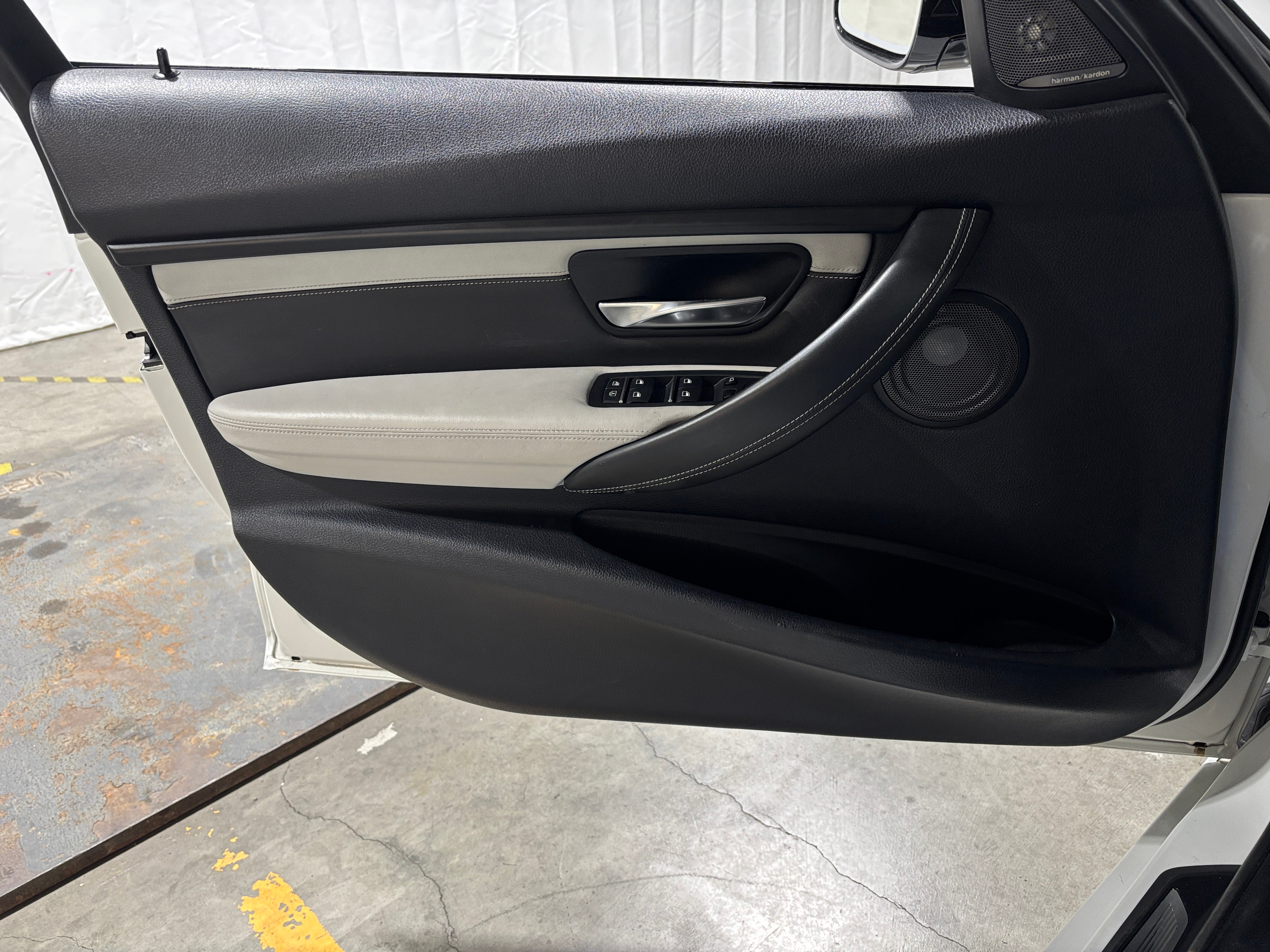 2018 BMW M3 Sedan Base - Photo 10