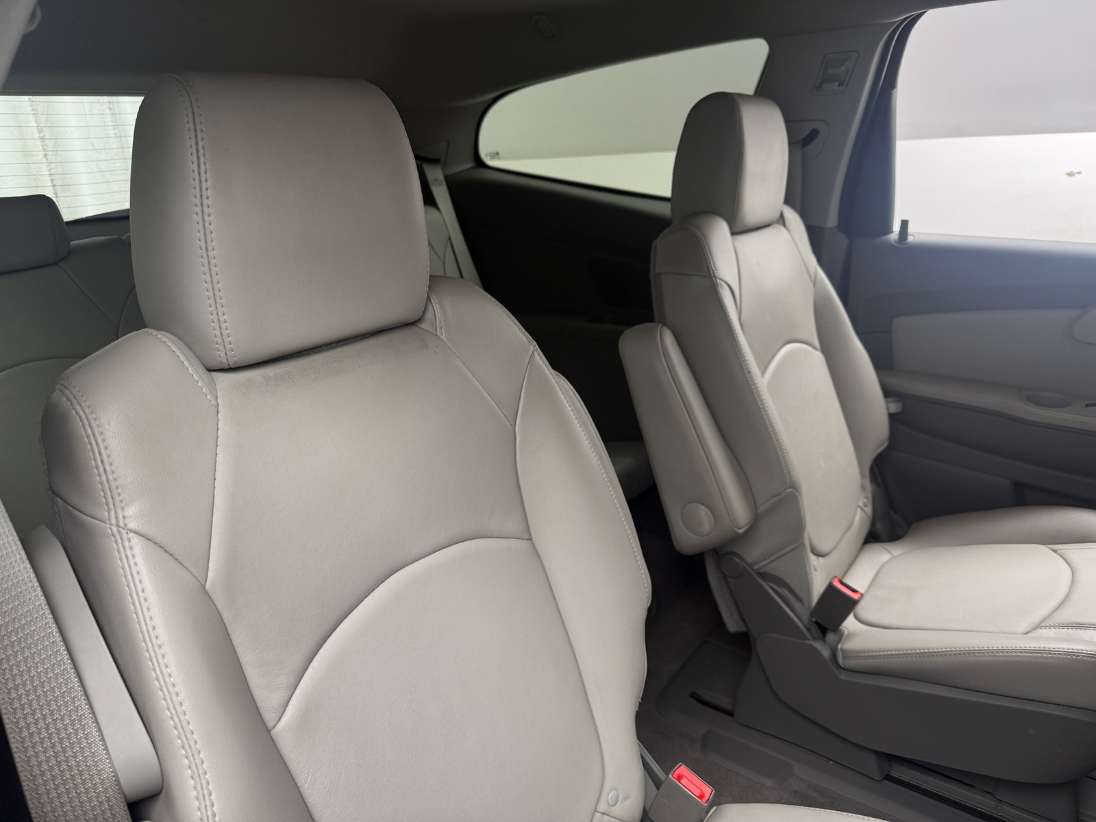 Thumbnail: 2012 Chevrolet Traverse - 6