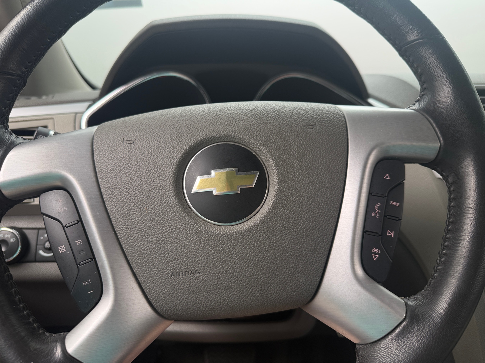 Thumbnail: 2012 Chevrolet Traverse - 5