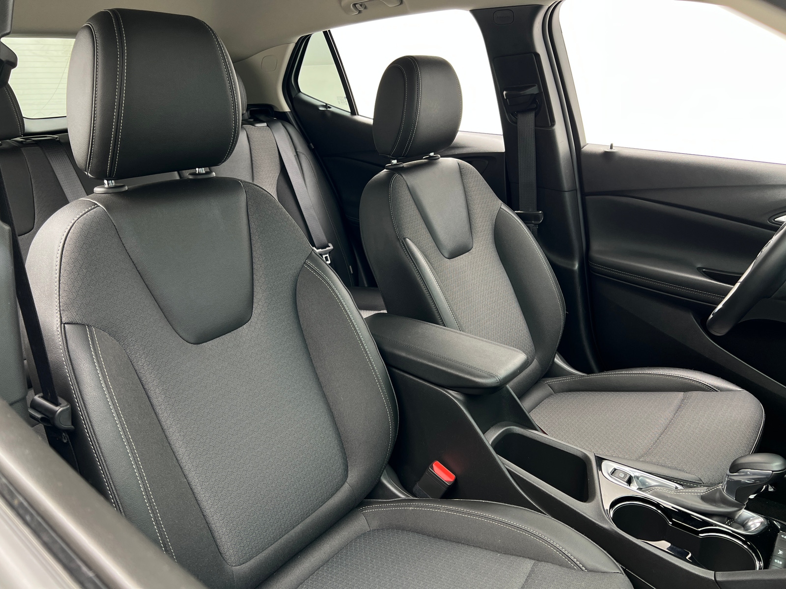 Thumbnail: 2025 Buick Encore GX - 2