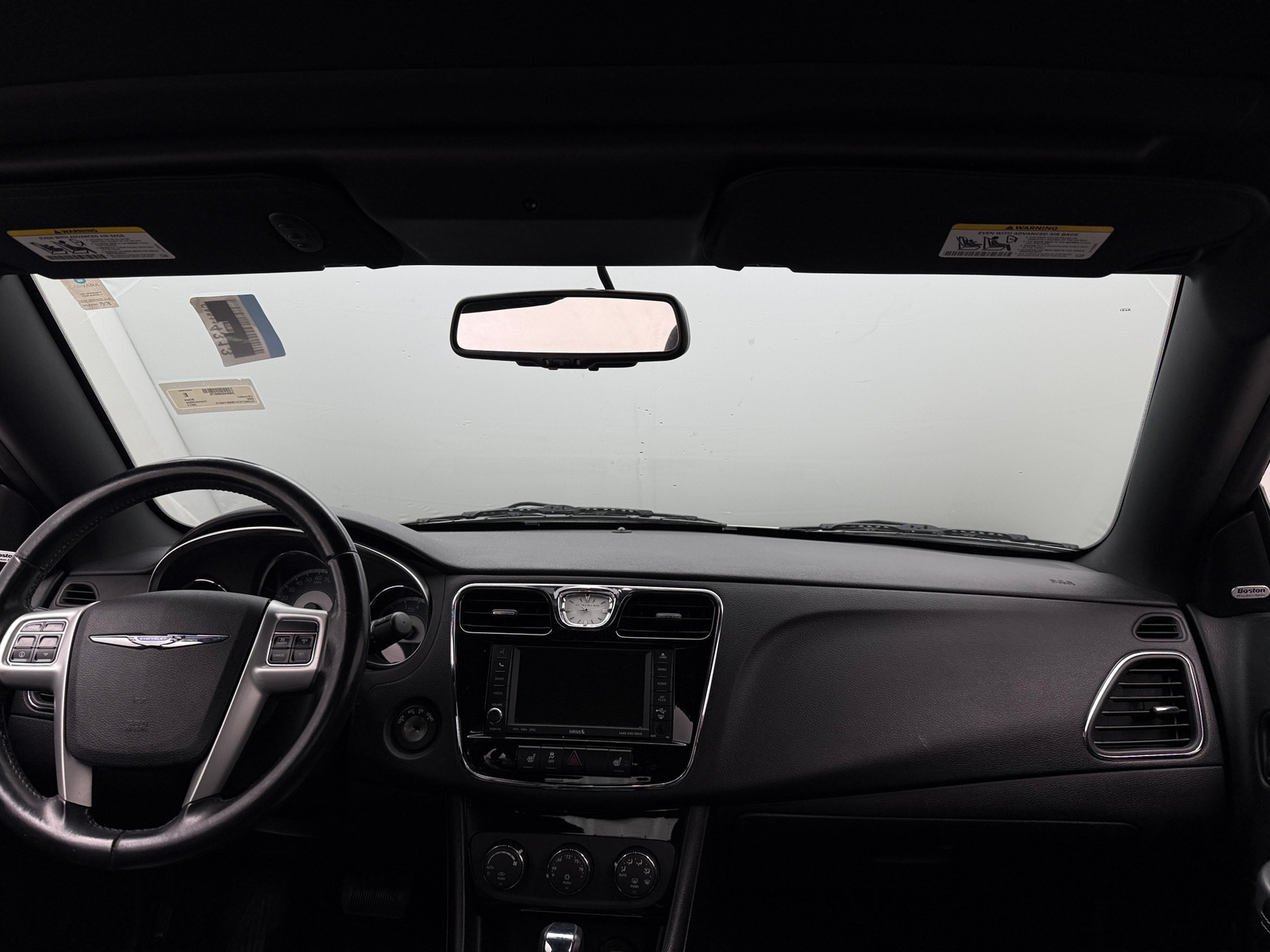 Thumbnail: 2011 Chrysler 200 - 2